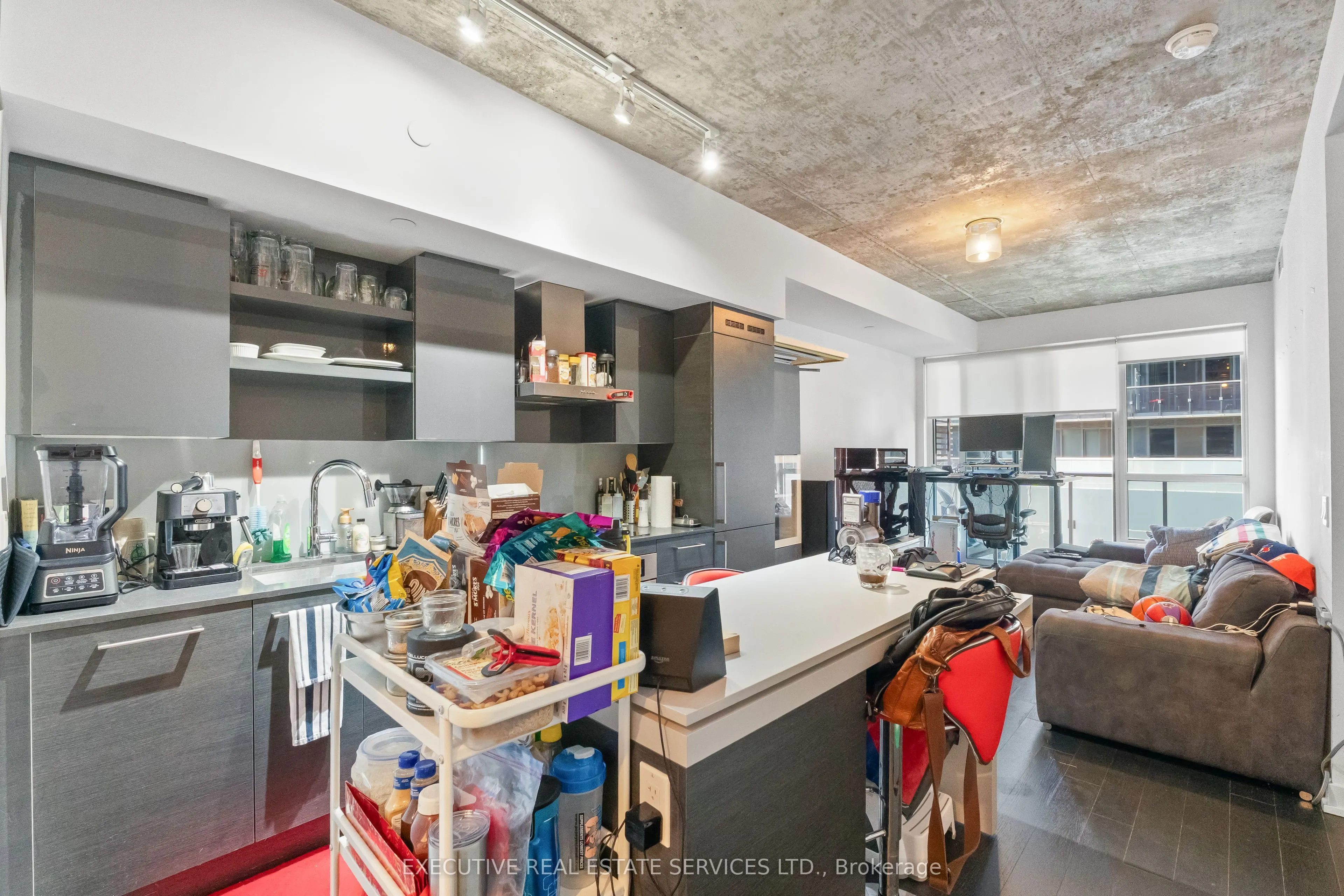 1030 King Street W, #721