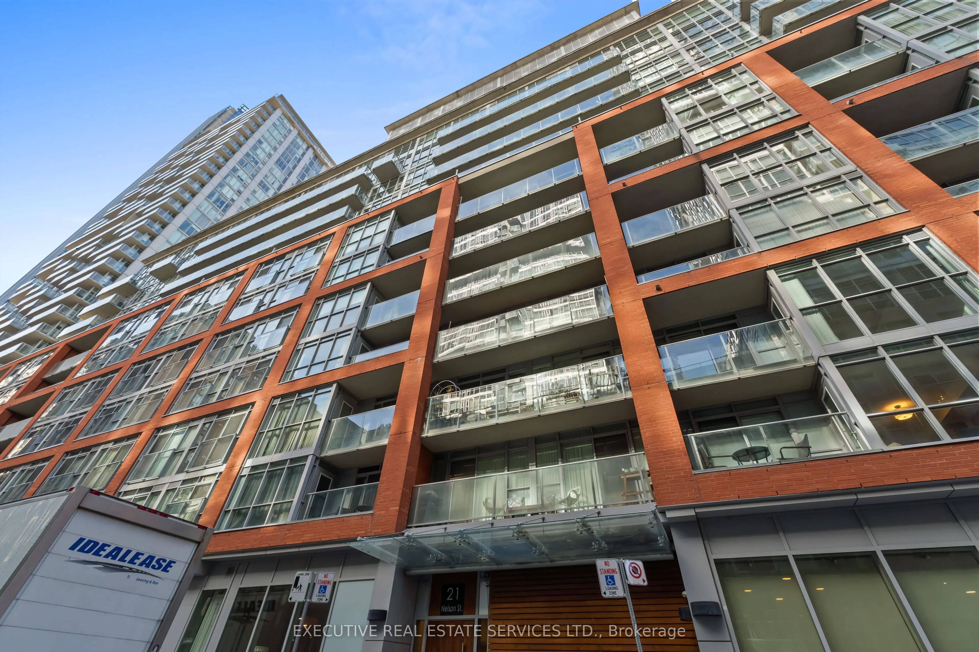 1030 King Street W, #721
