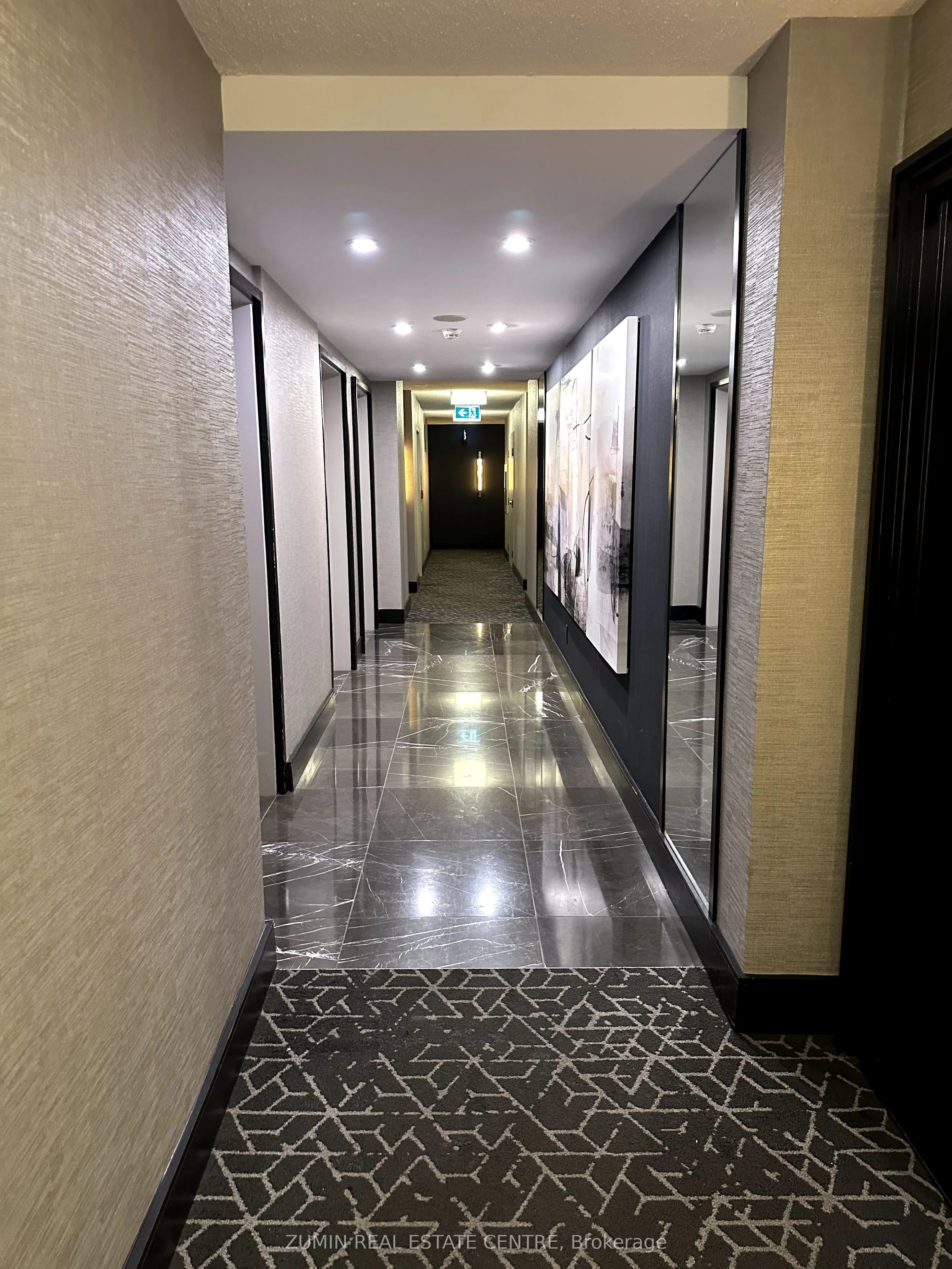 8 Park Road, #2116