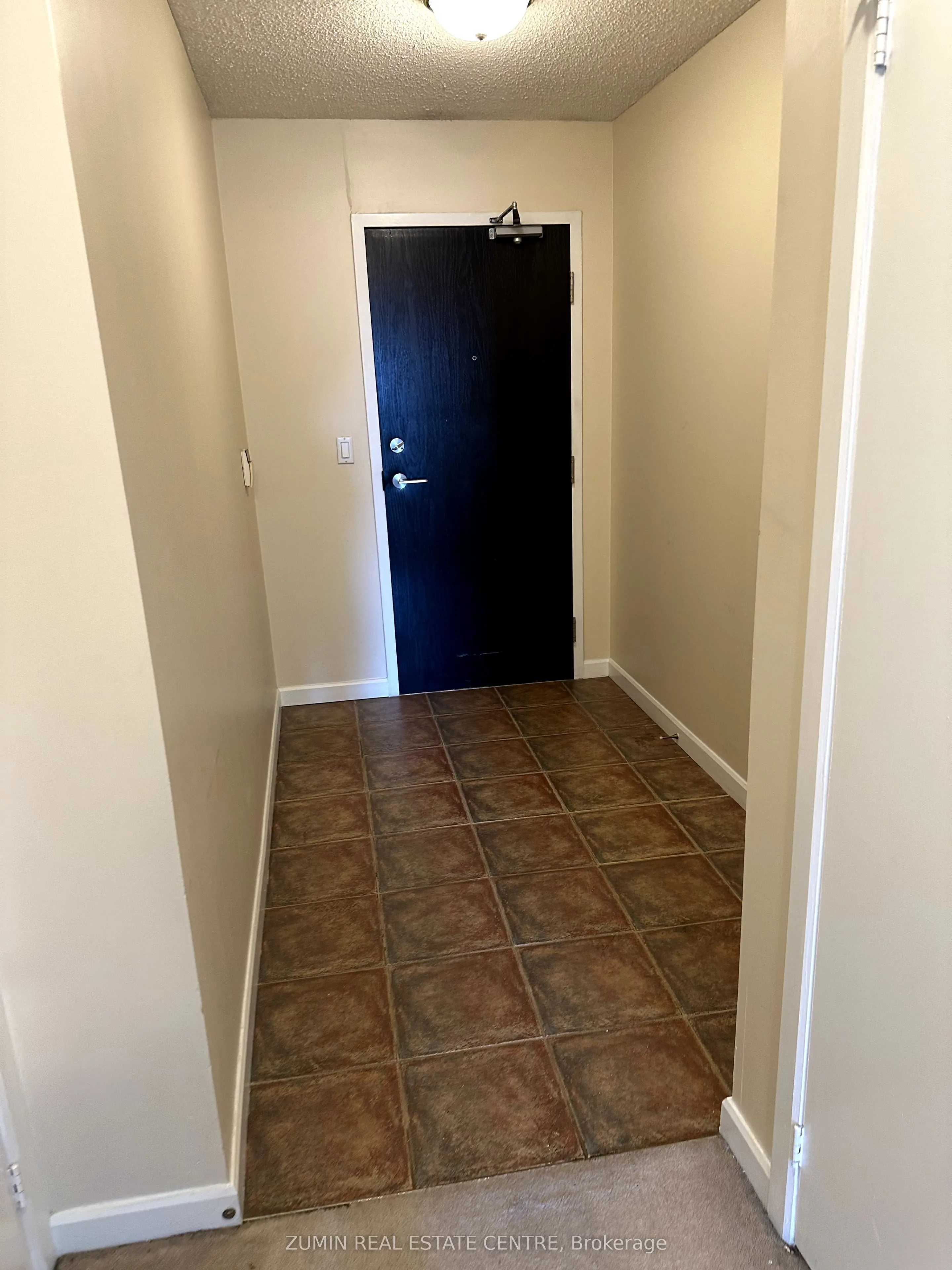 8 Park Road, #2116