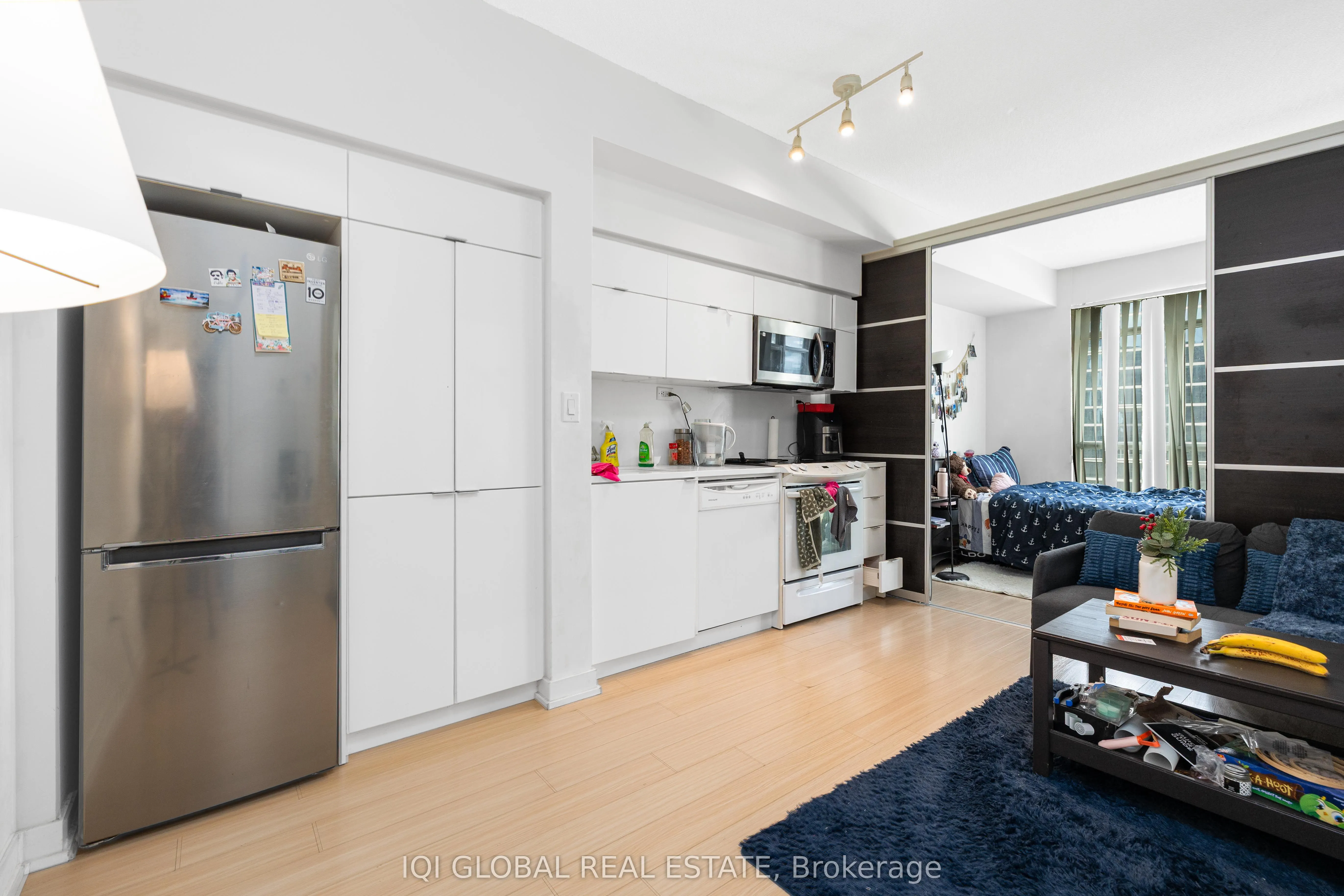 21 Iceboat Terrace, #1025