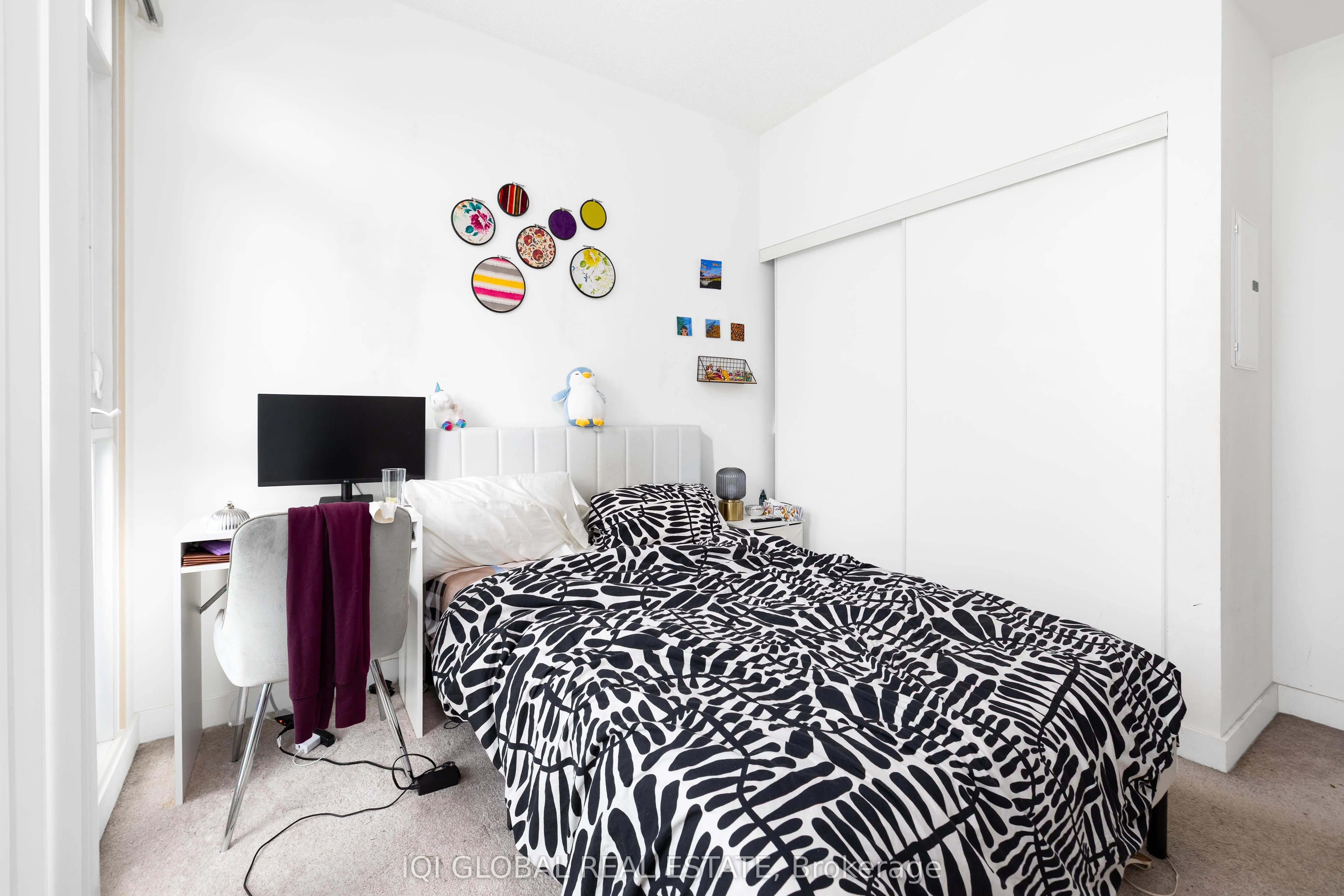 21 Iceboat Terrace, #1025