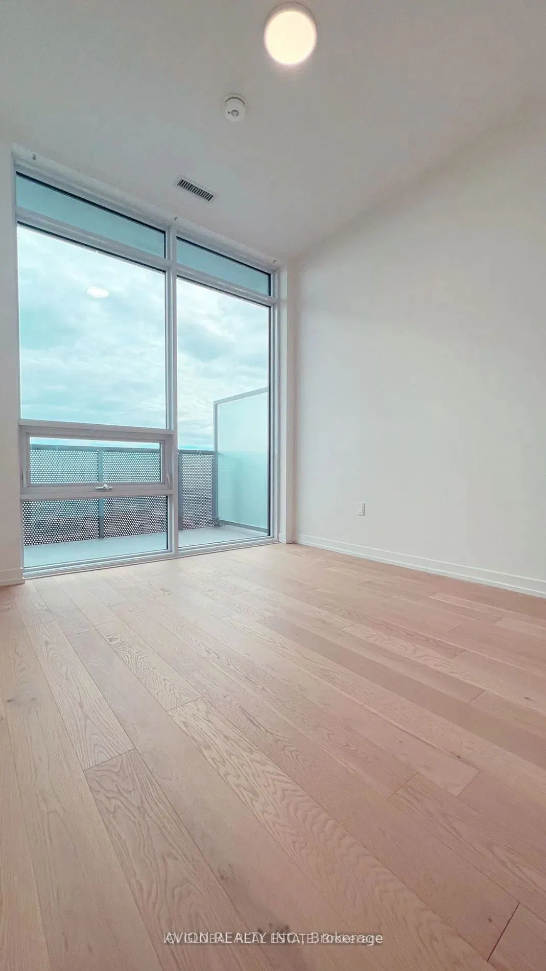 138 Downes Street, #Ph1-05