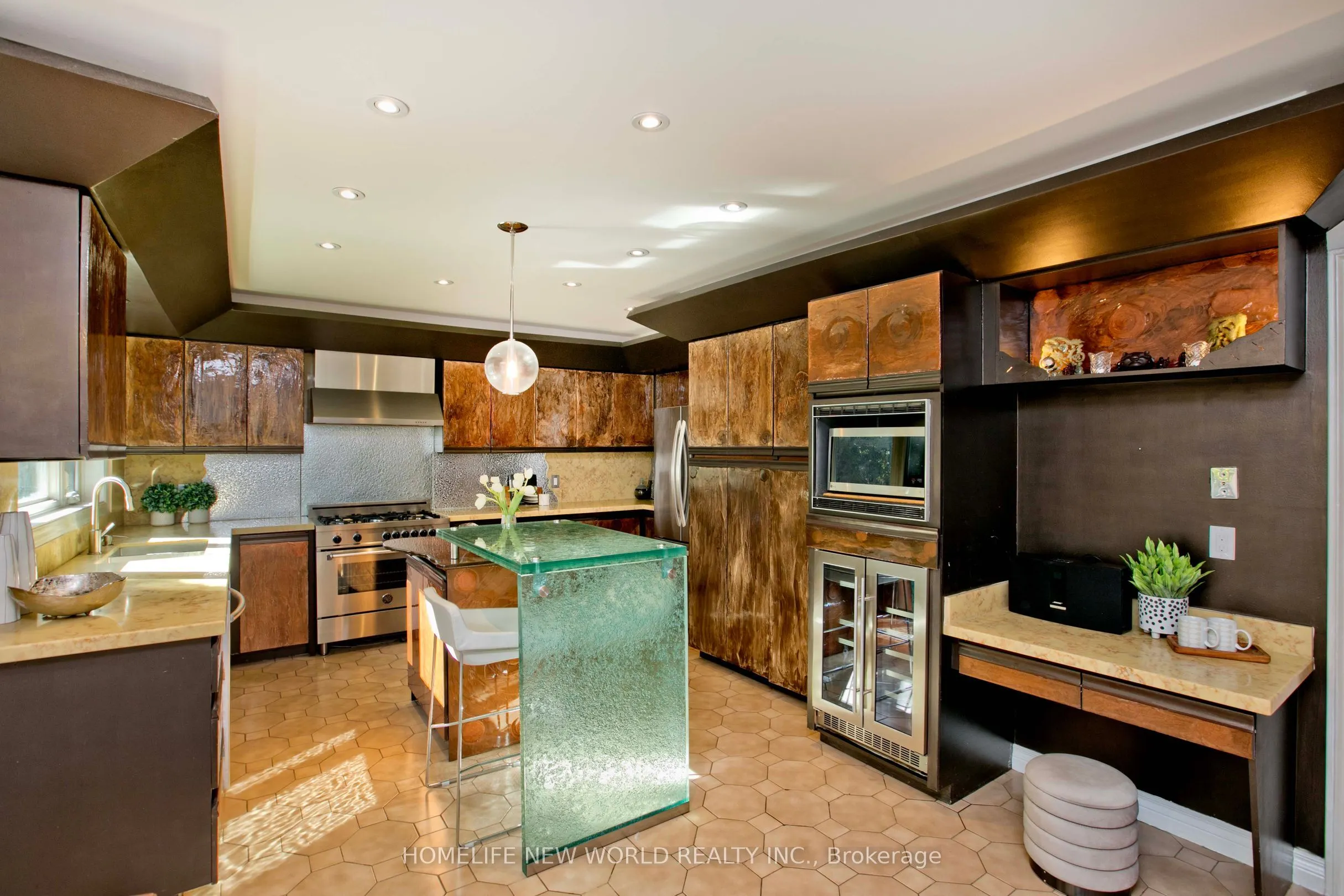 5 Willow Heights Court