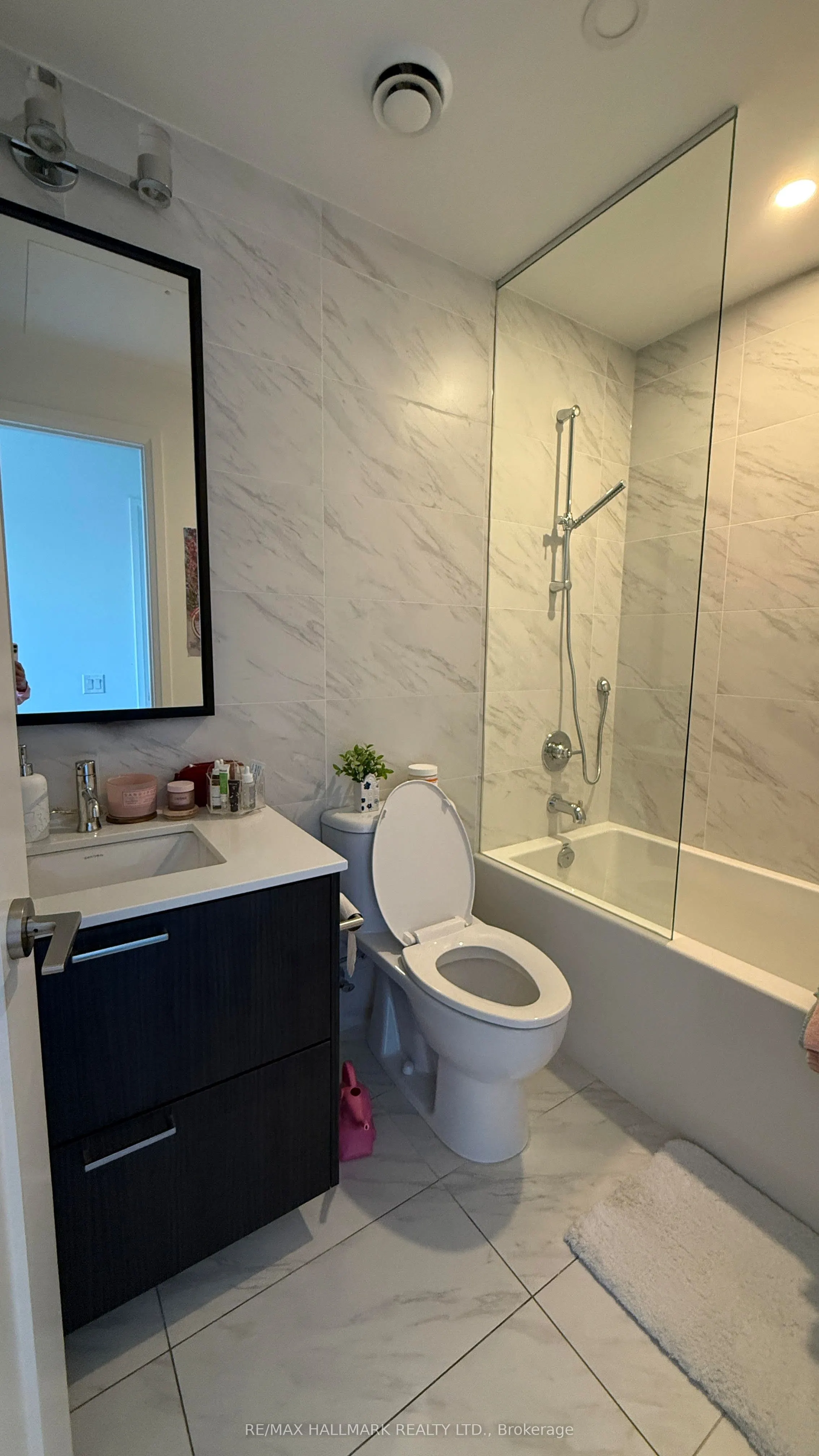 280 Howland Avenue, #522
