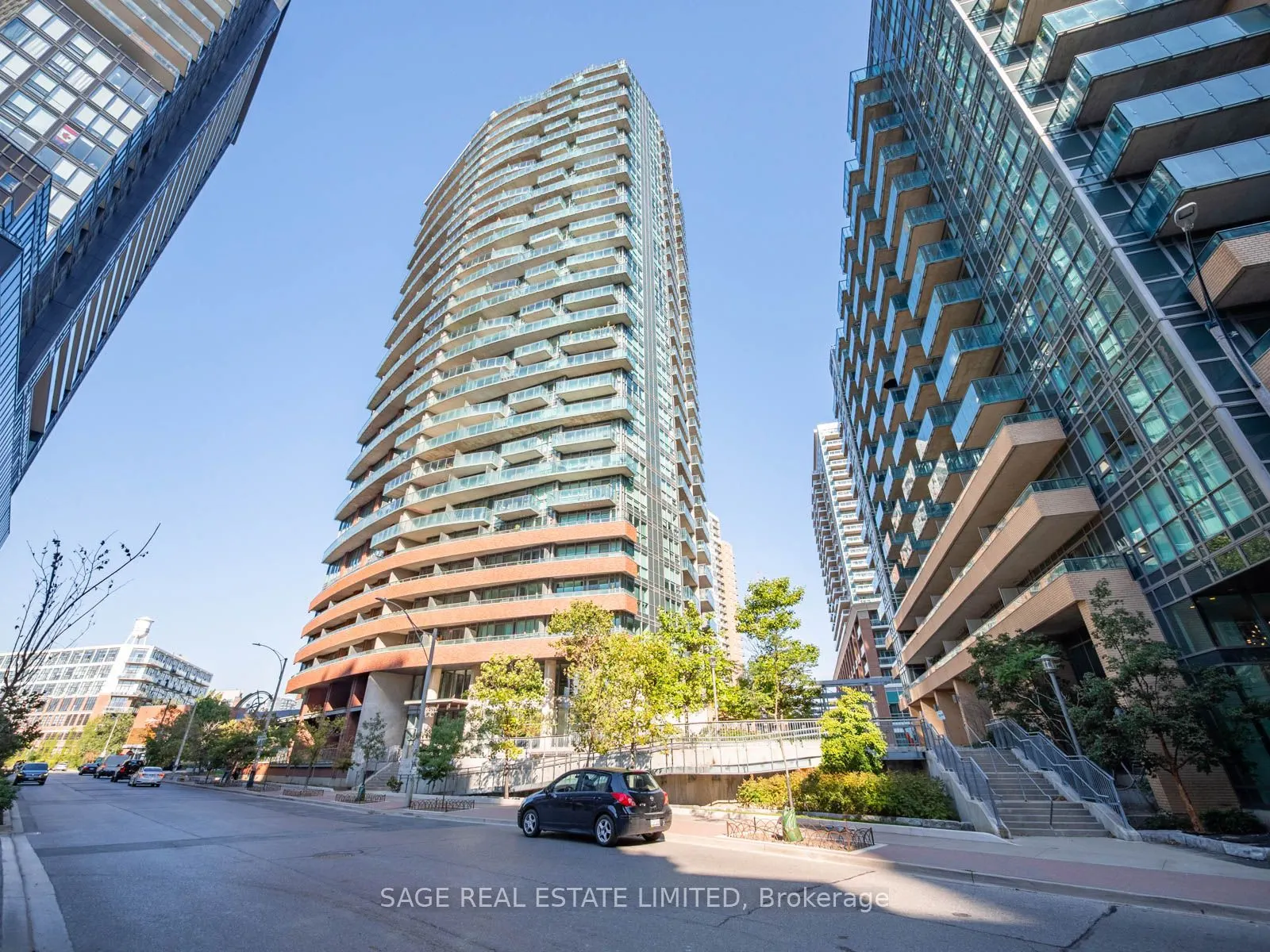 150 East Liberty Street E, #2601