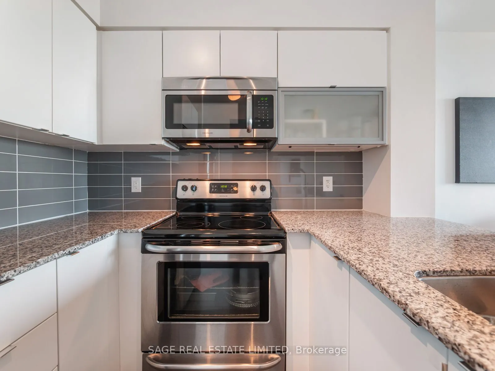 150 East Liberty Street E, #2601