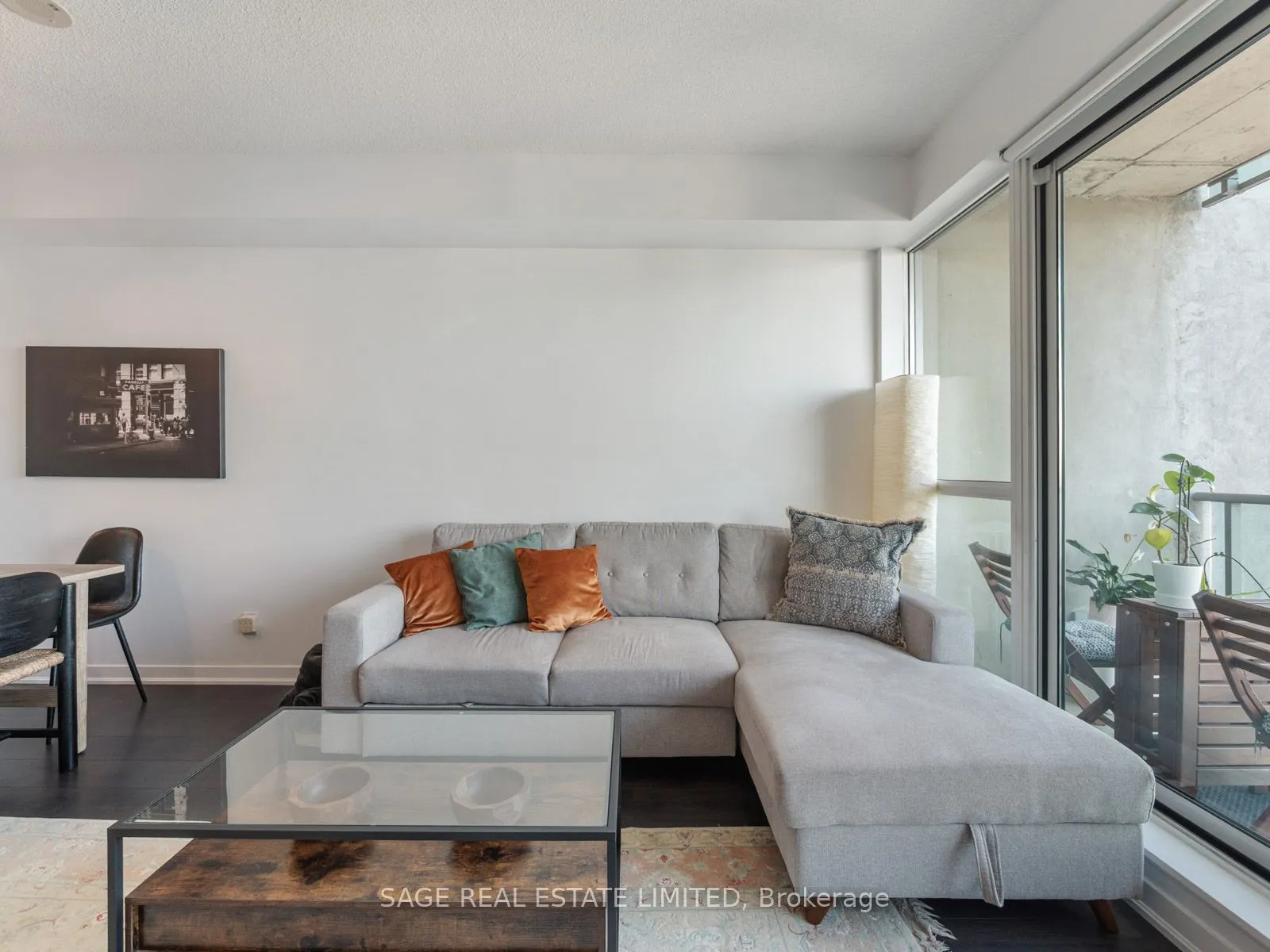 150 East Liberty Street E, #2601