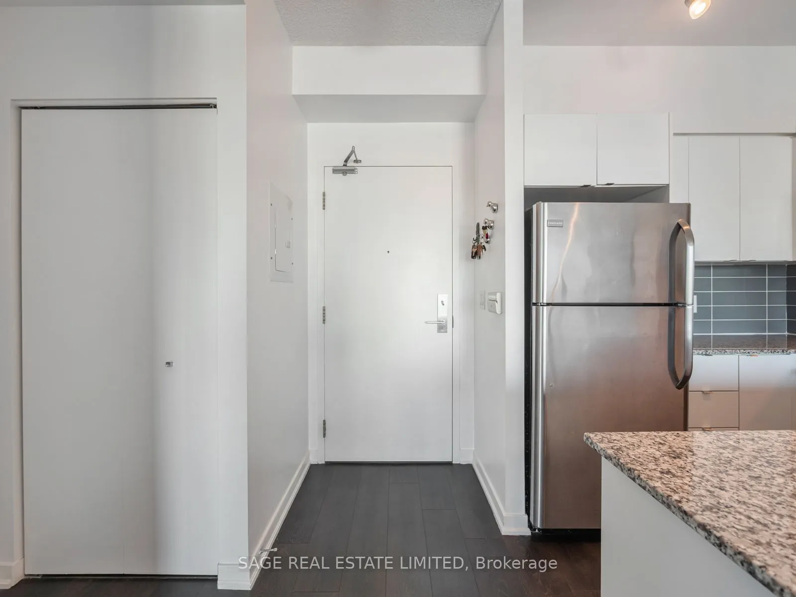 150 East Liberty Street E, #2601