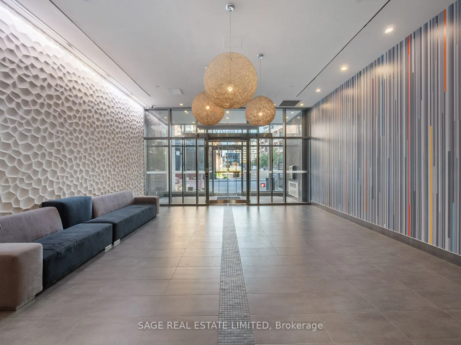 150 East Liberty Street E, #2601