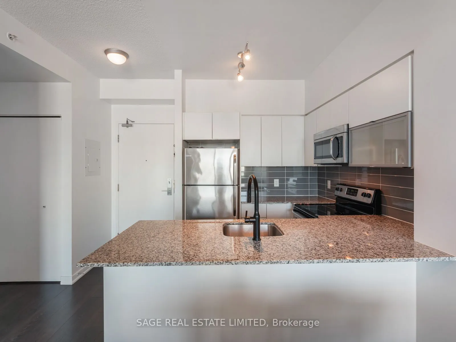 150 East Liberty Street E, #2601