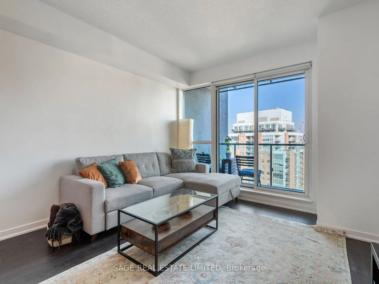 150 East Liberty Street E, #2601