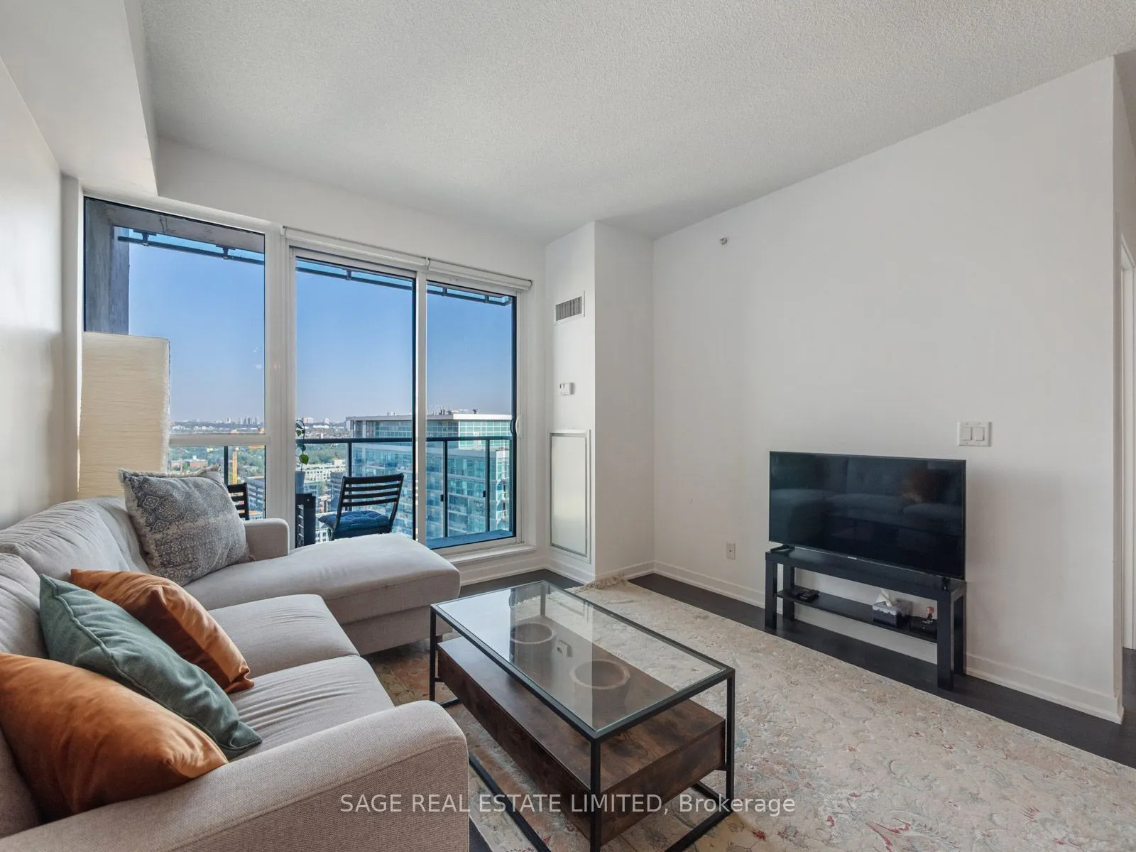 150 East Liberty Street E, #2601