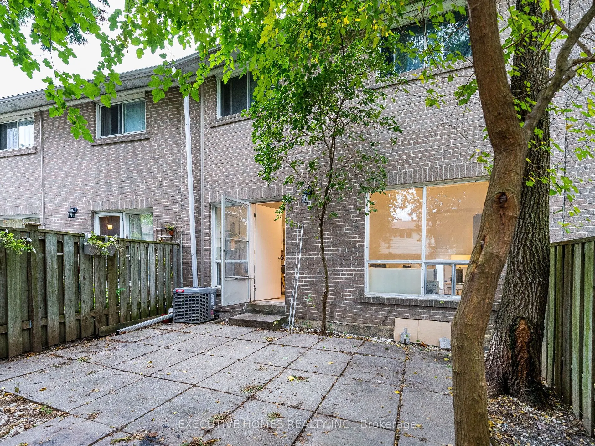 55 Rameau Drive E, #210