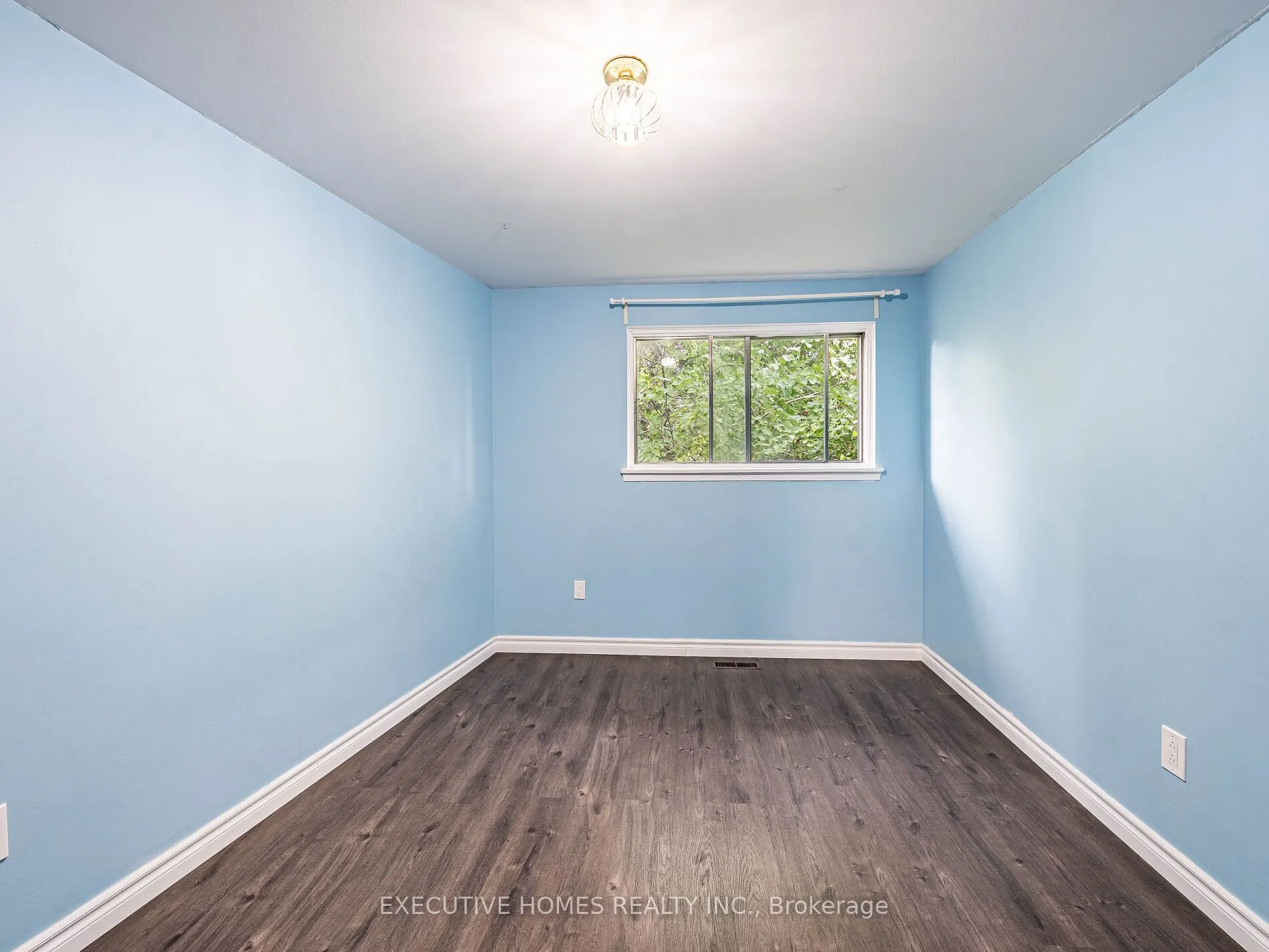 55 Rameau Drive E, #210