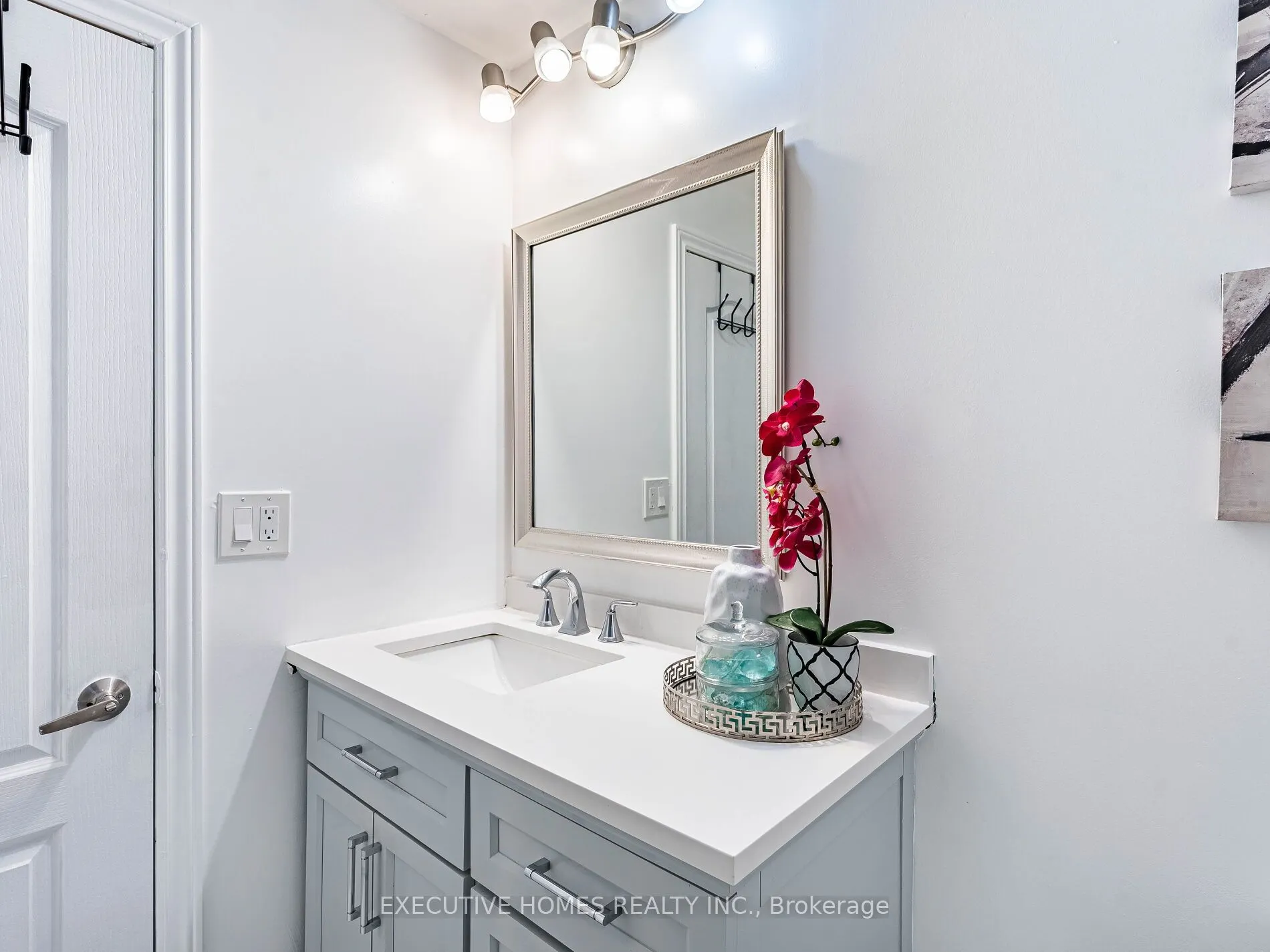 55 Rameau Drive E, #210