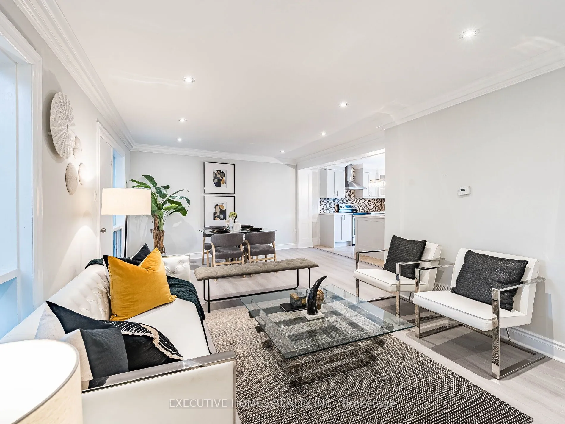 55 Rameau Drive E, #210