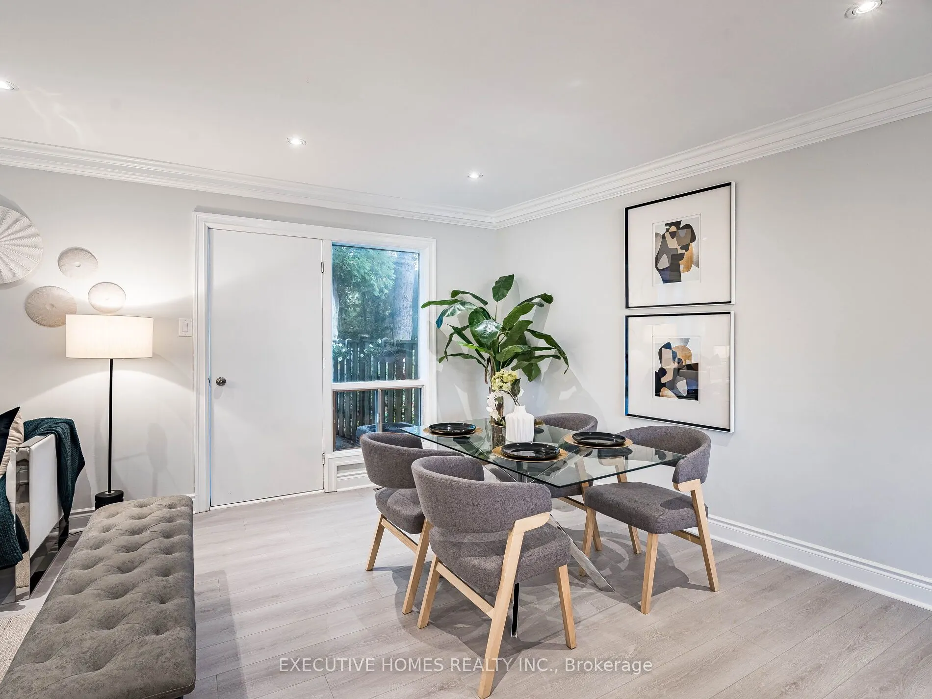 55 Rameau Drive E, #210