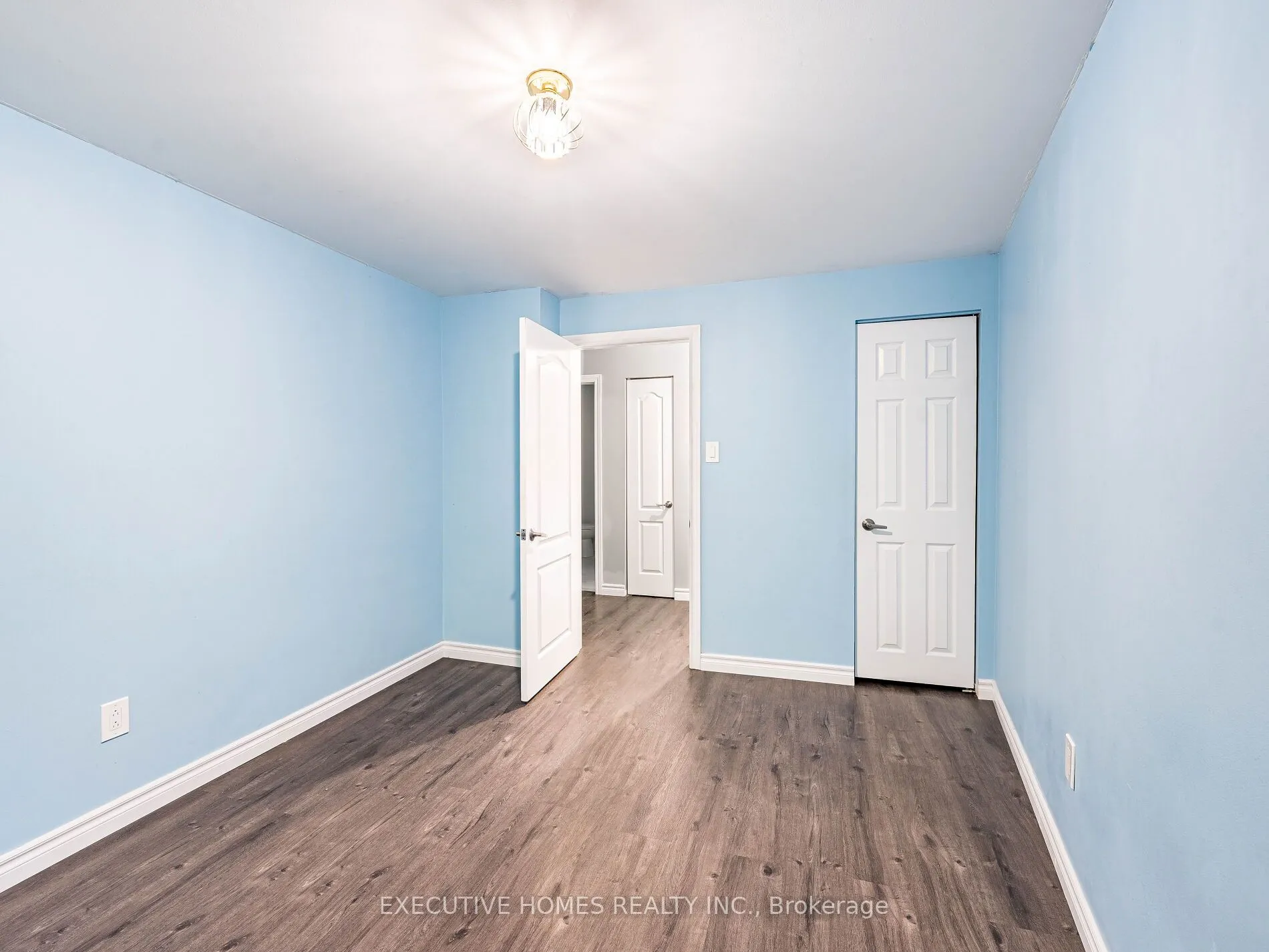 55 Rameau Drive E, #210