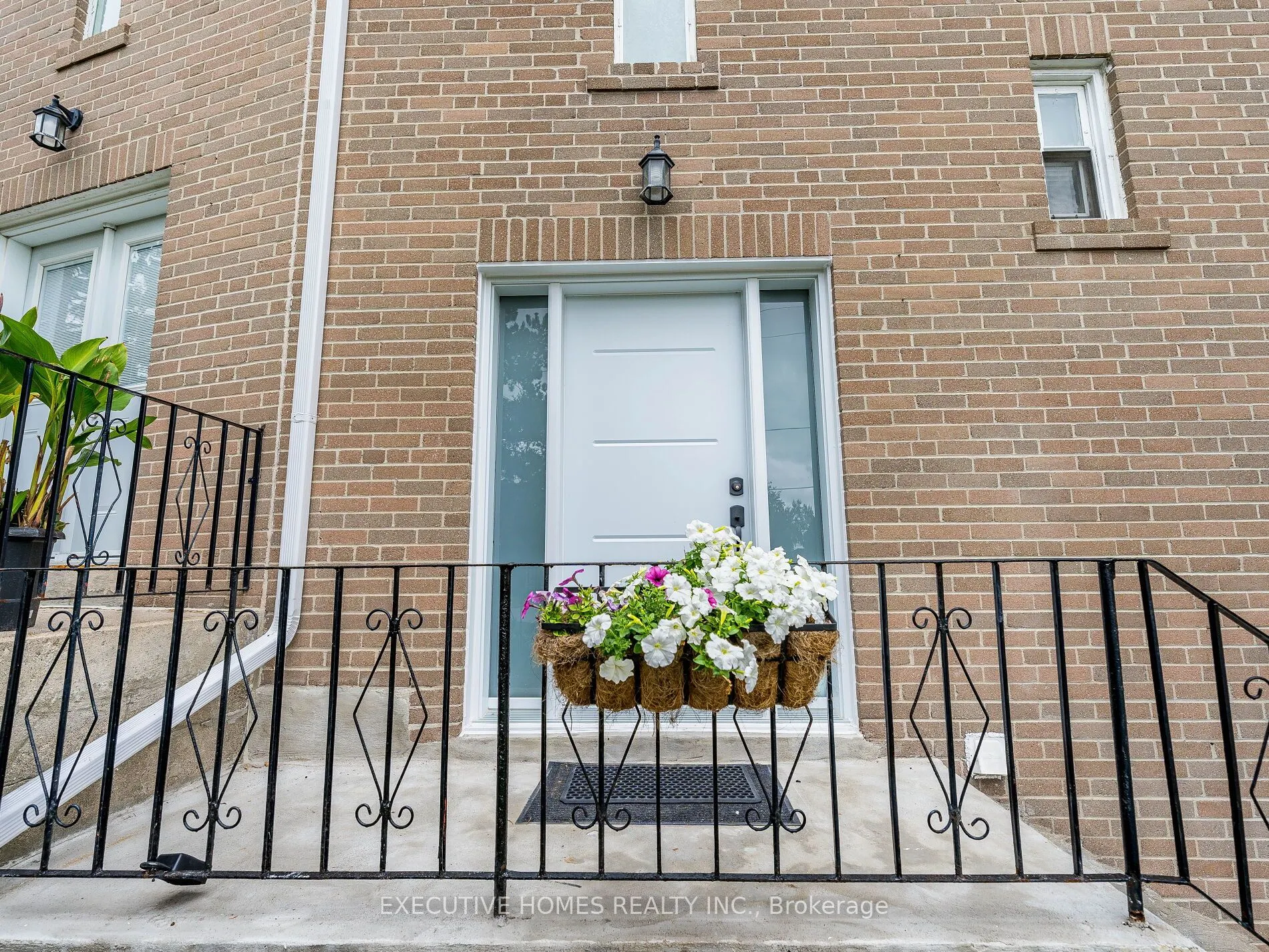 55 Rameau Drive E, #210