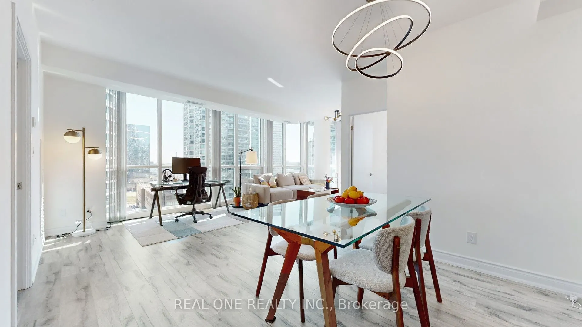 33 Bay Street, #1708
