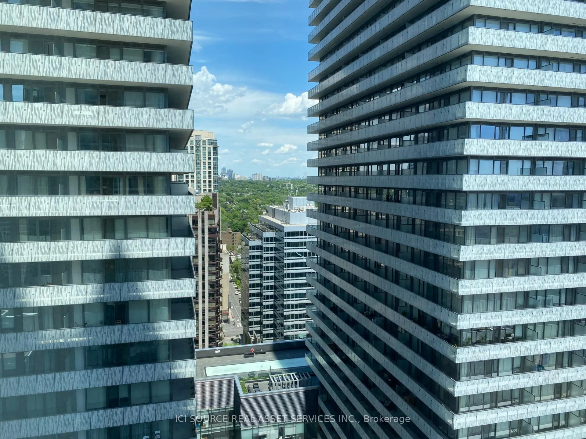 45 Charles Street E, #2909