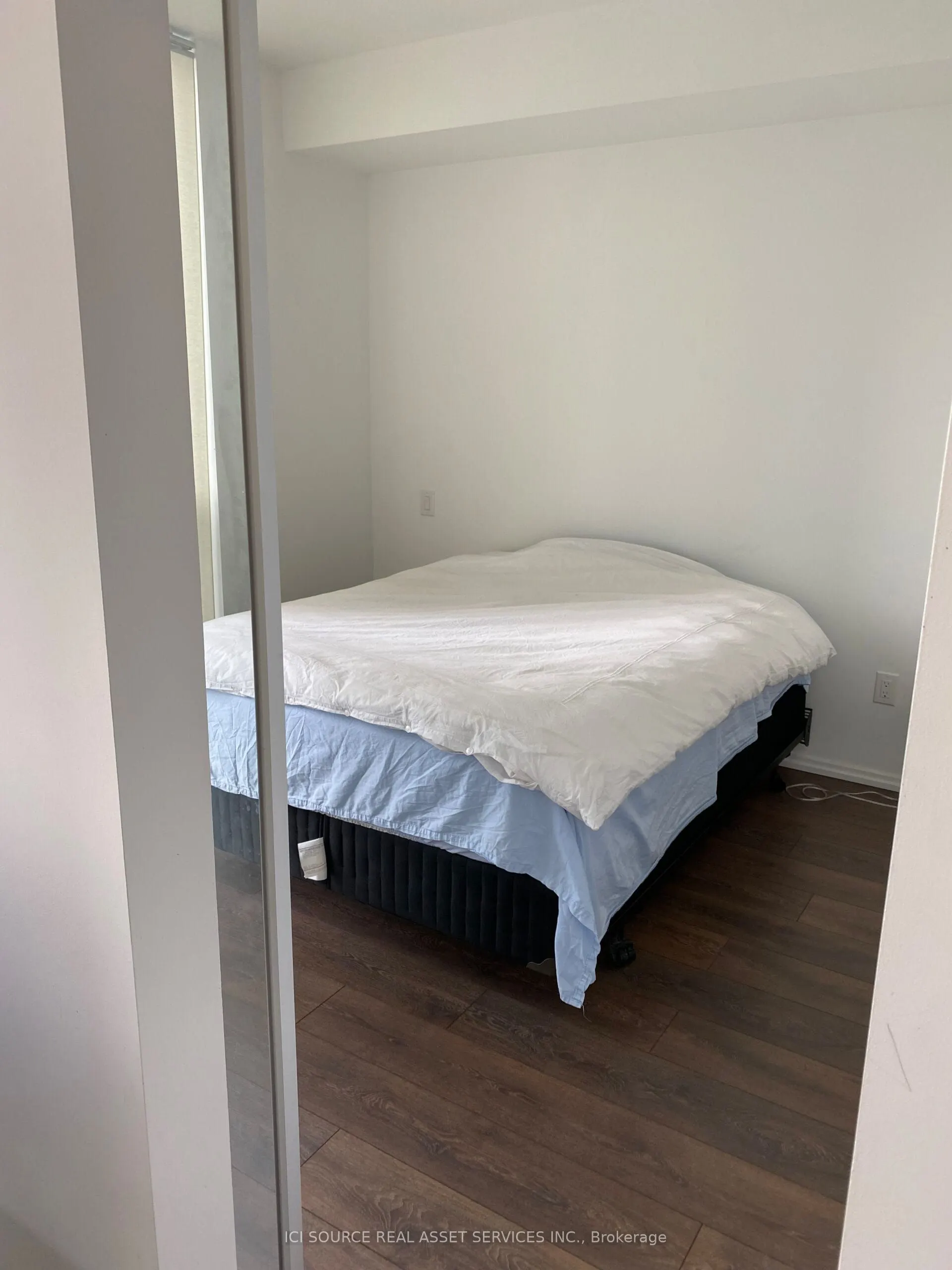 45 Charles Street E, #2909
