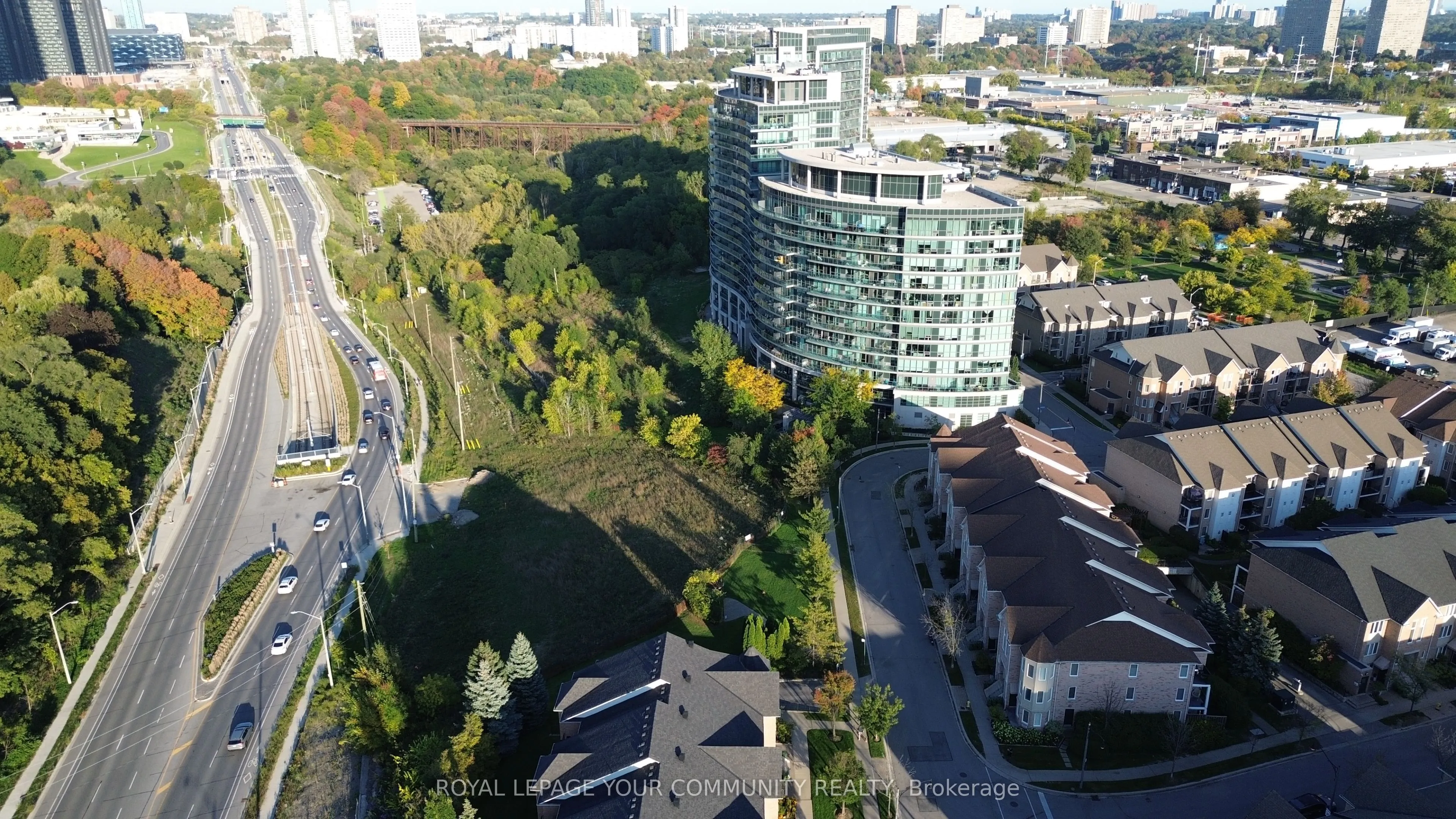80 Aerodrome Crescent, #202