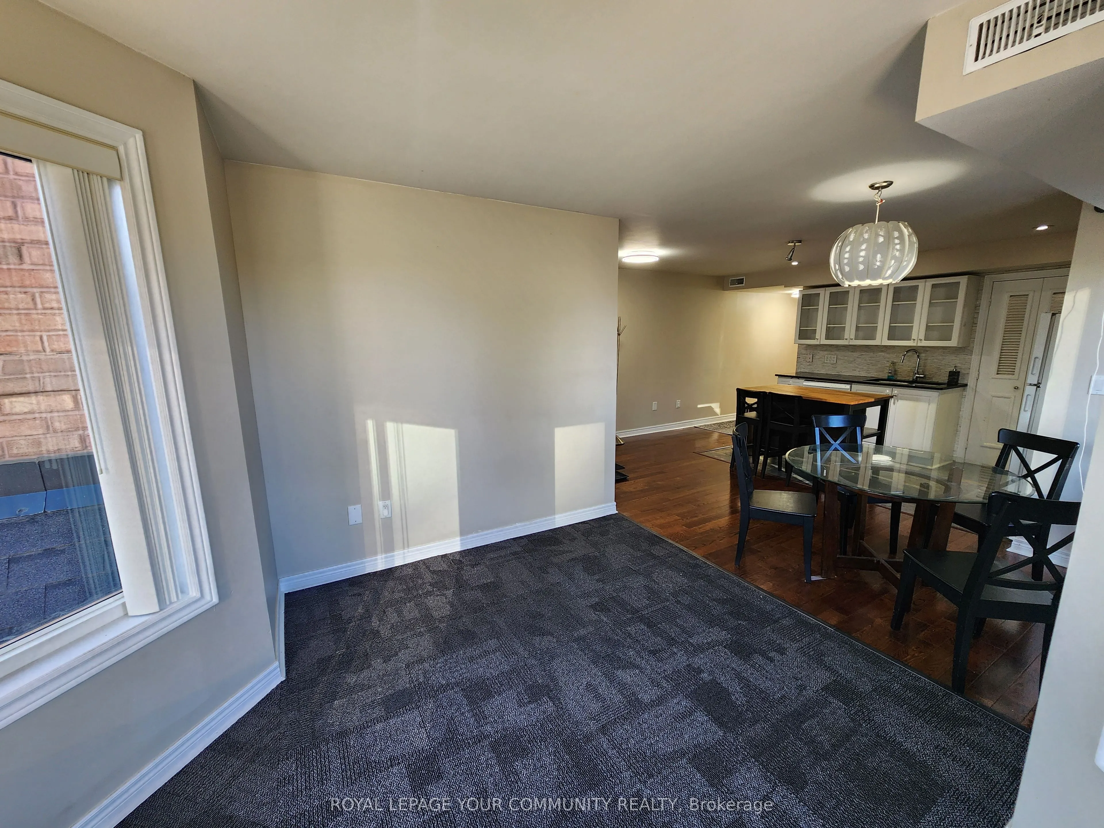 80 Aerodrome Crescent, #202