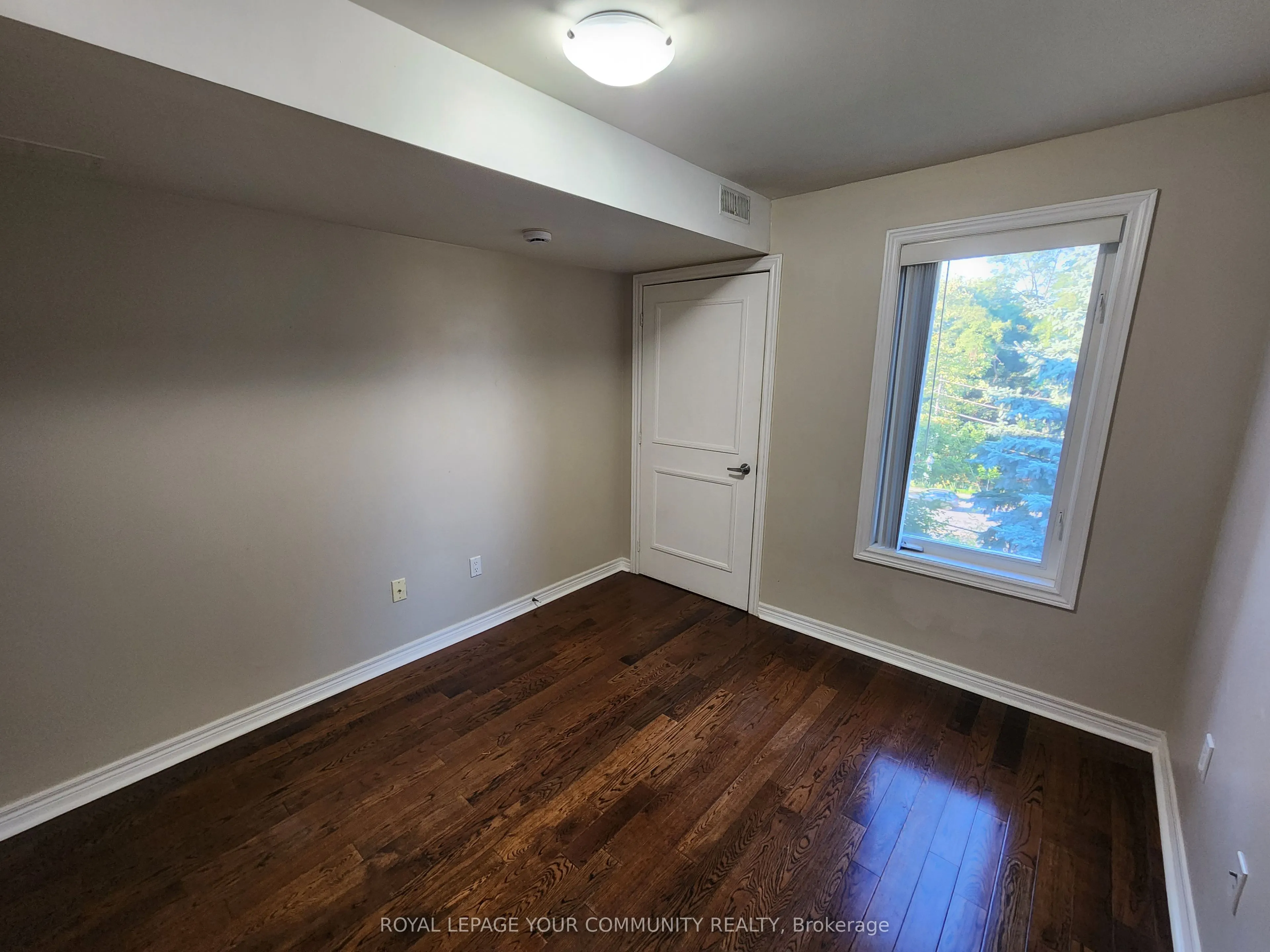 80 Aerodrome Crescent, #202