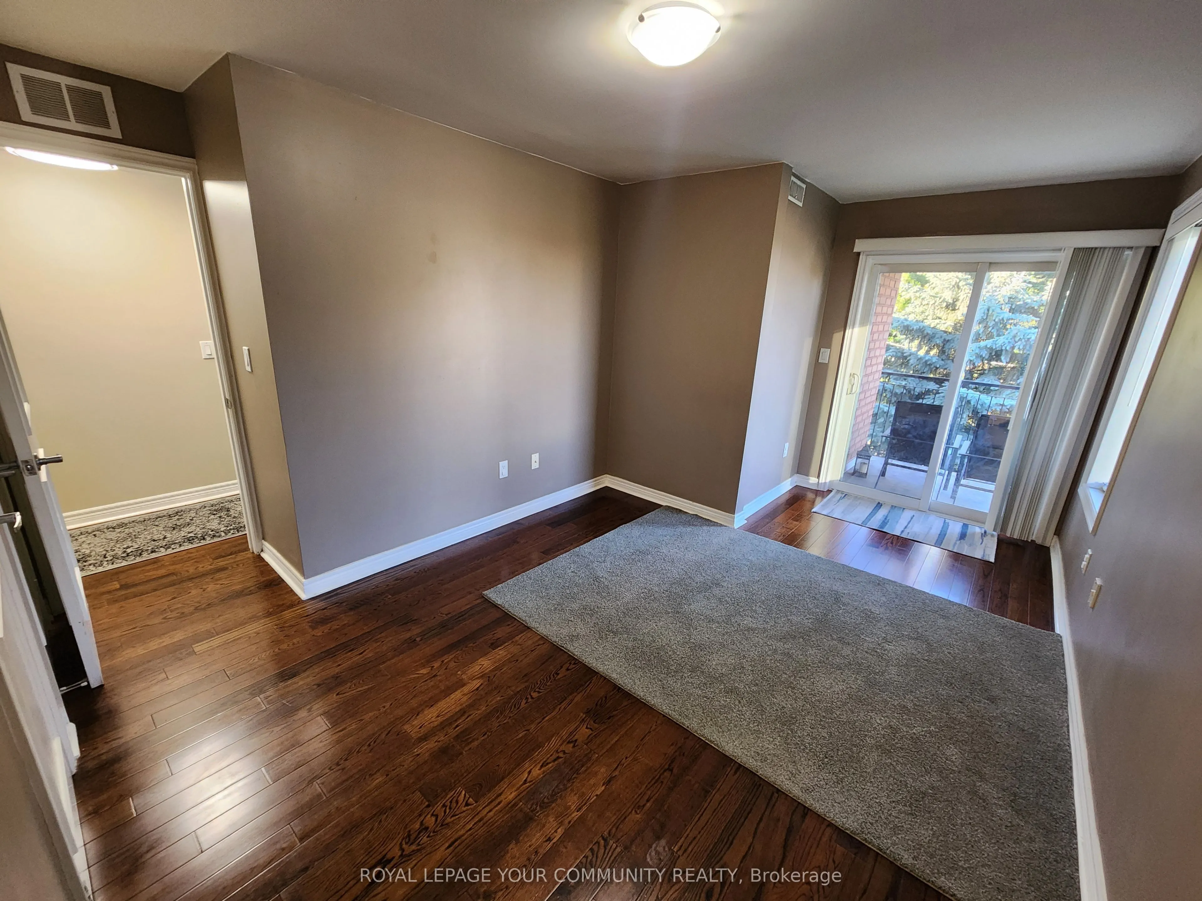 80 Aerodrome Crescent, #202