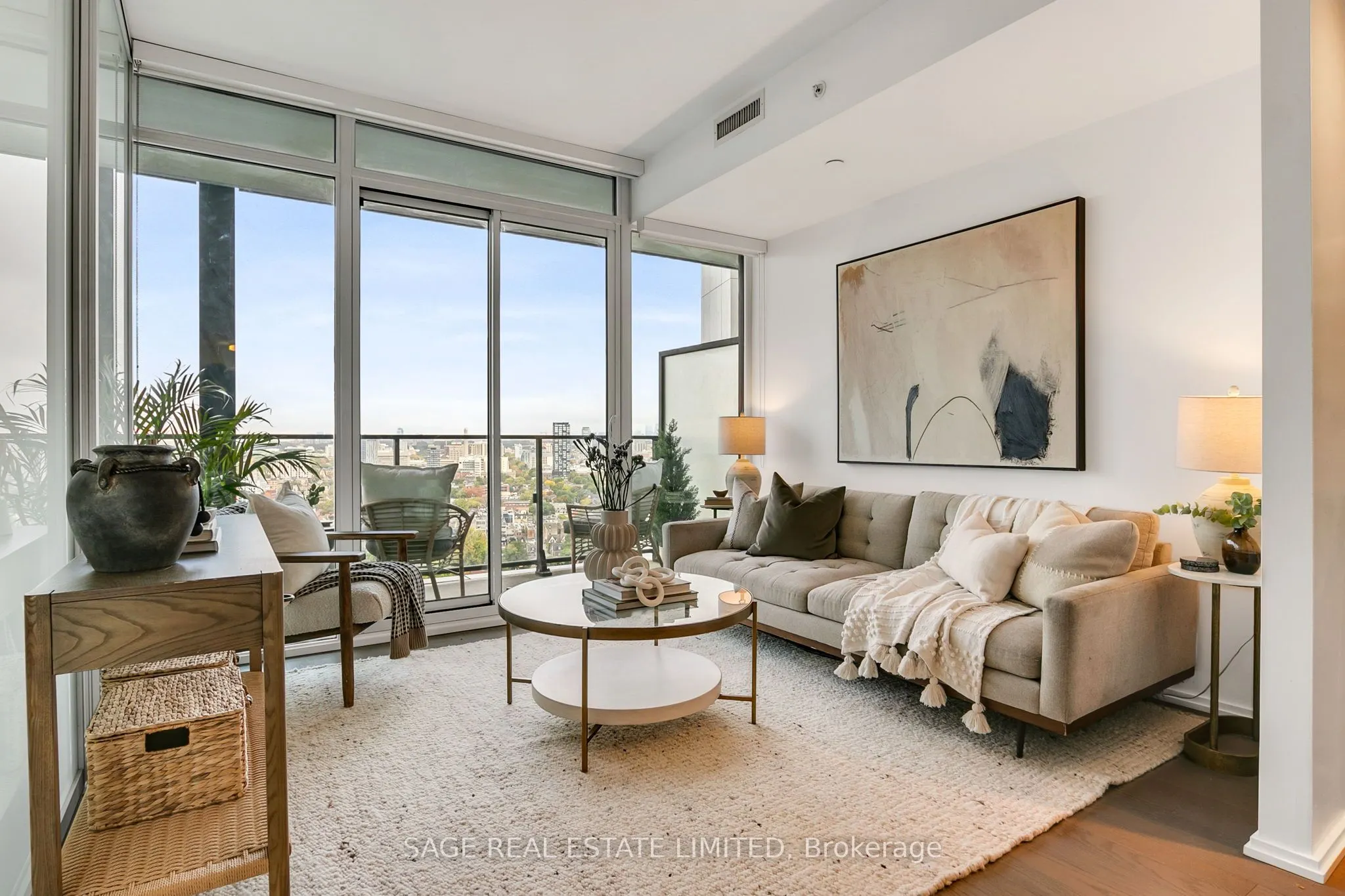 125 Peter Street, #2504