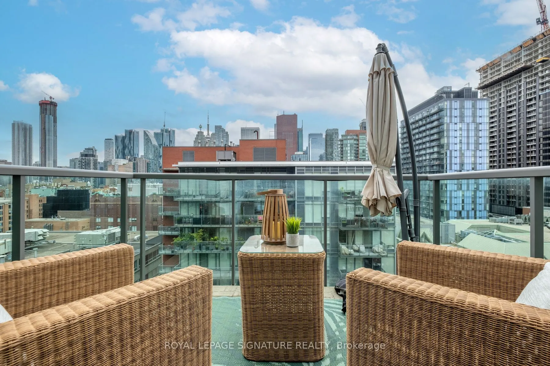 333 Adelaide Street E, #1202
