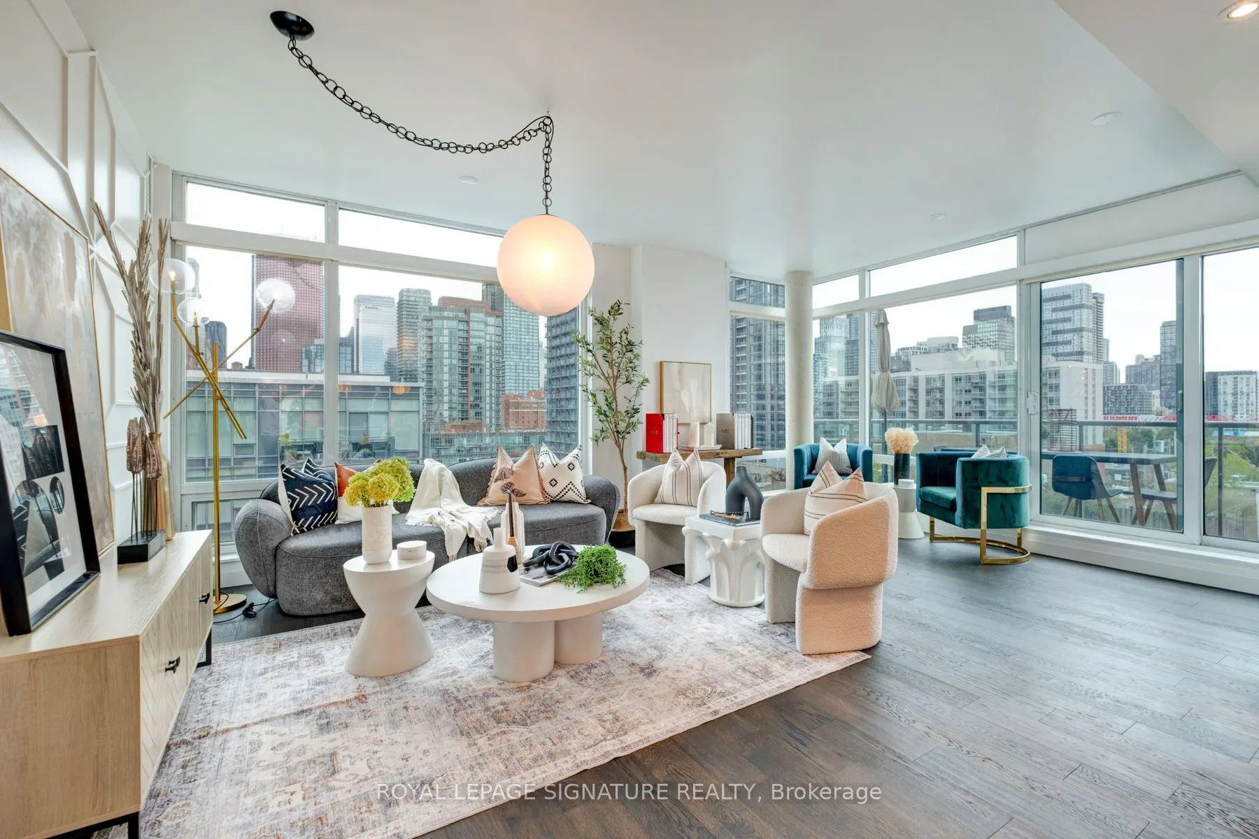 333 Adelaide Street E, #1202