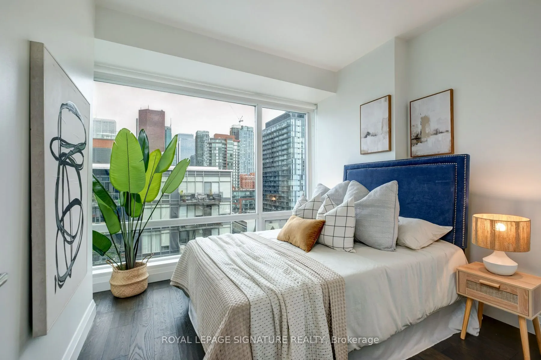 333 Adelaide Street E, #1202