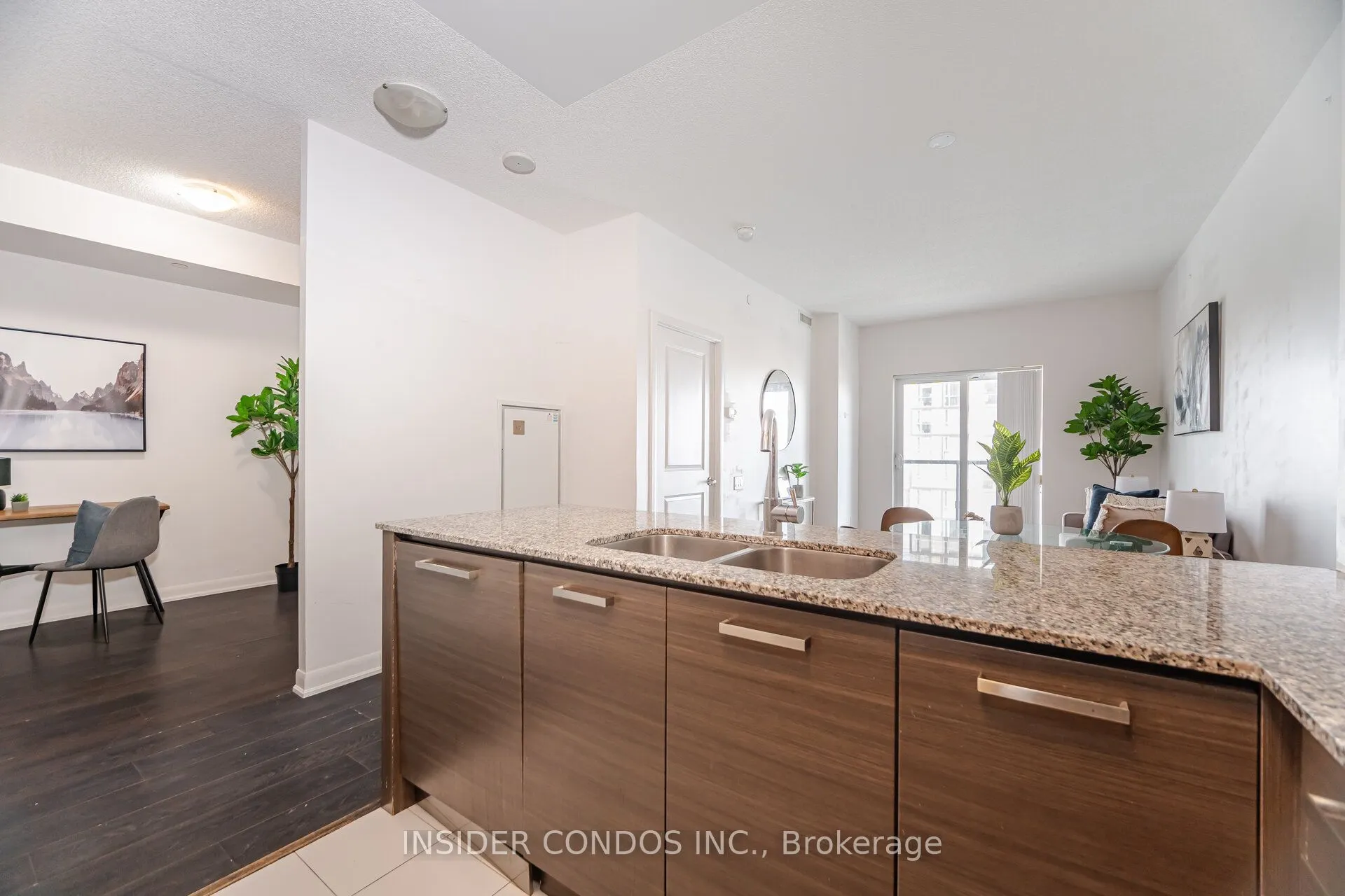 5168 Yonge Street, #3207
