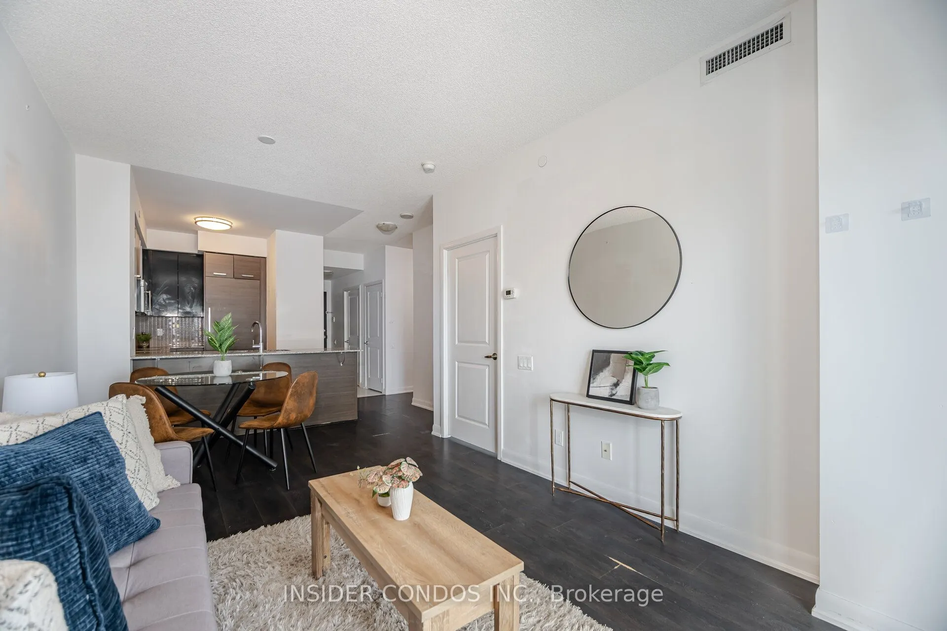 5168 Yonge Street, #3207