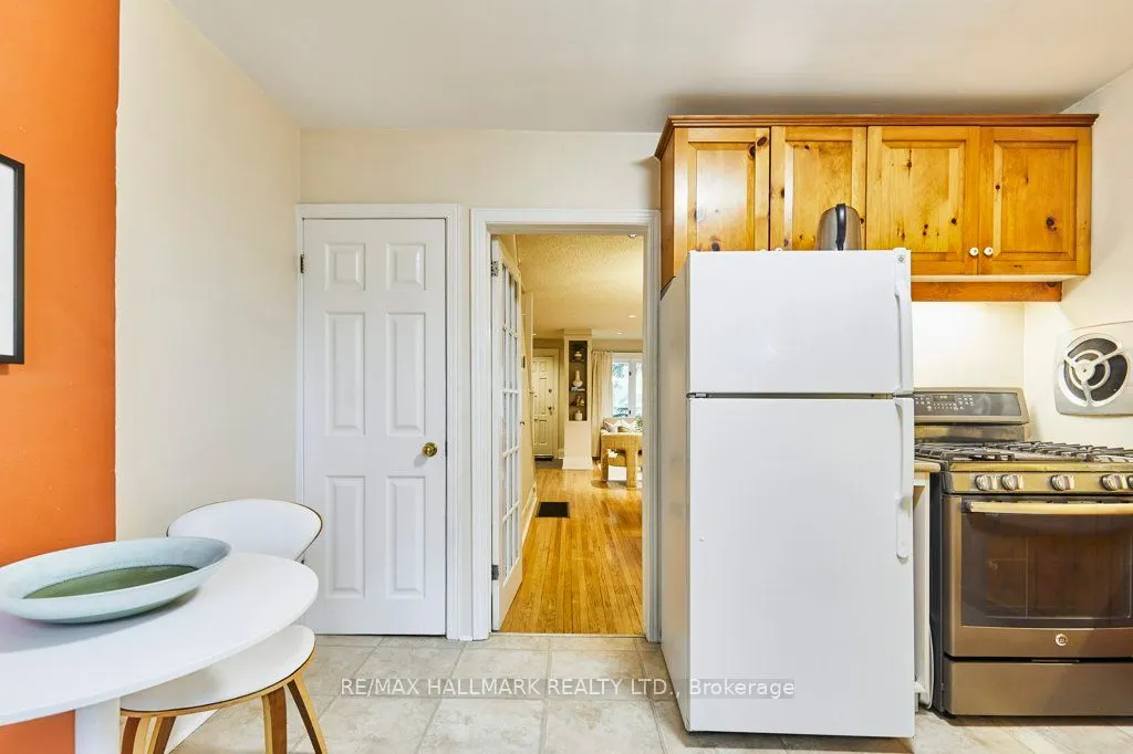 437 Davisville Avenue