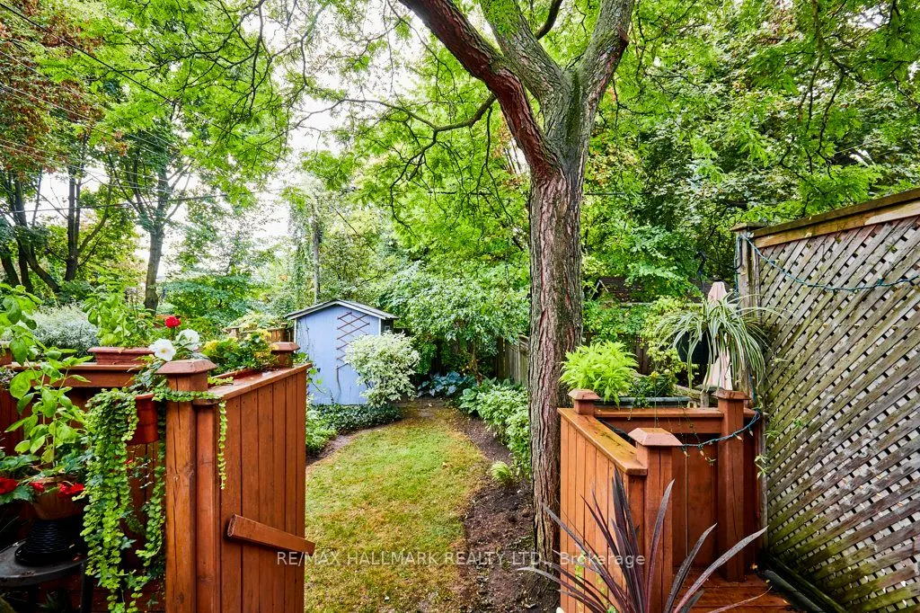 437 Davisville Avenue