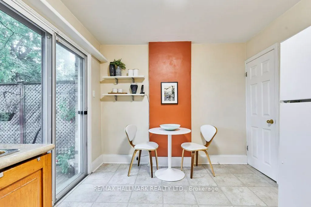 437 Davisville Avenue