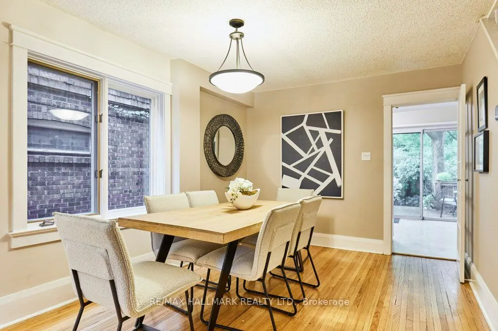 437 Davisville Avenue