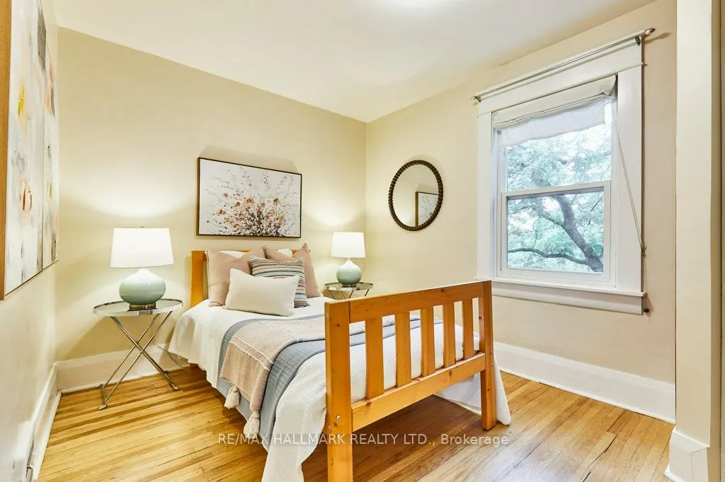 437 Davisville Avenue