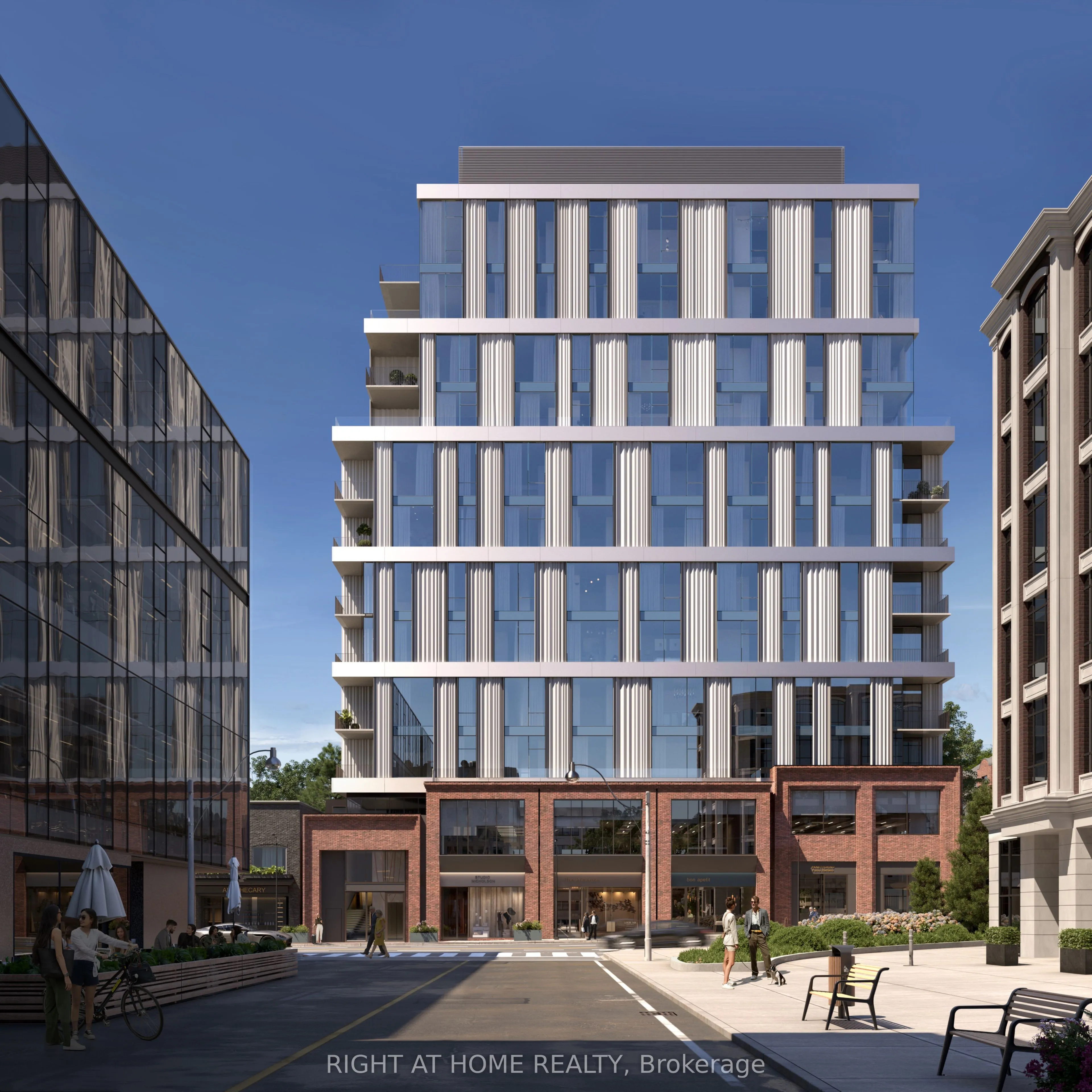 1 Roxborough Street W, #403