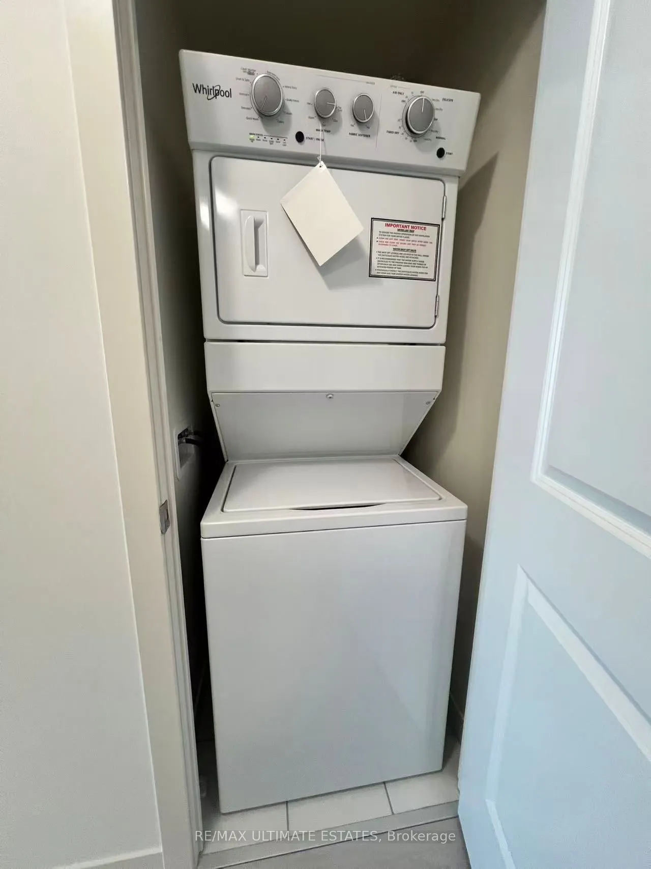 4955 Yonge Street, #1819