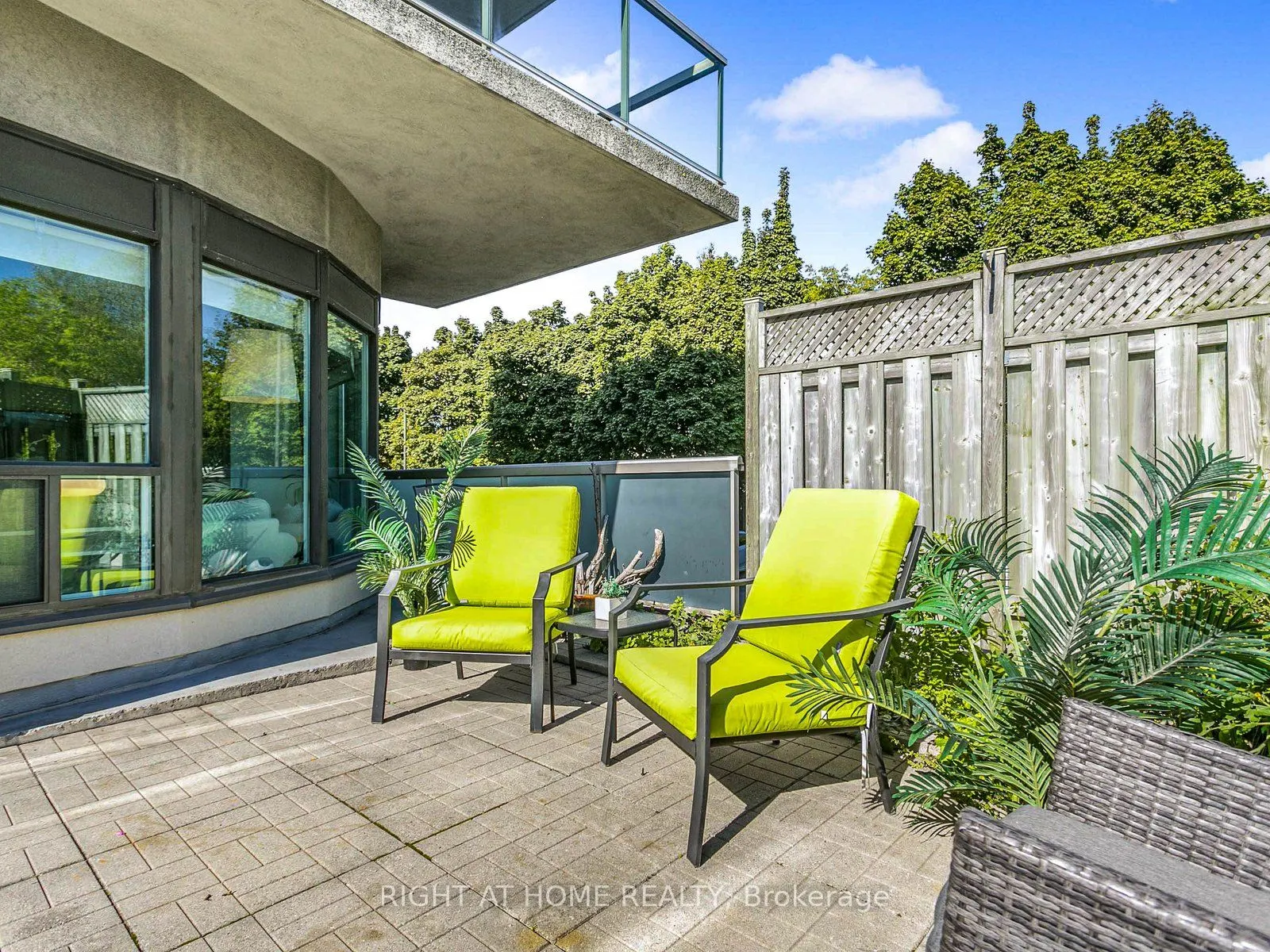 890 Sheppard Avenue W, #103