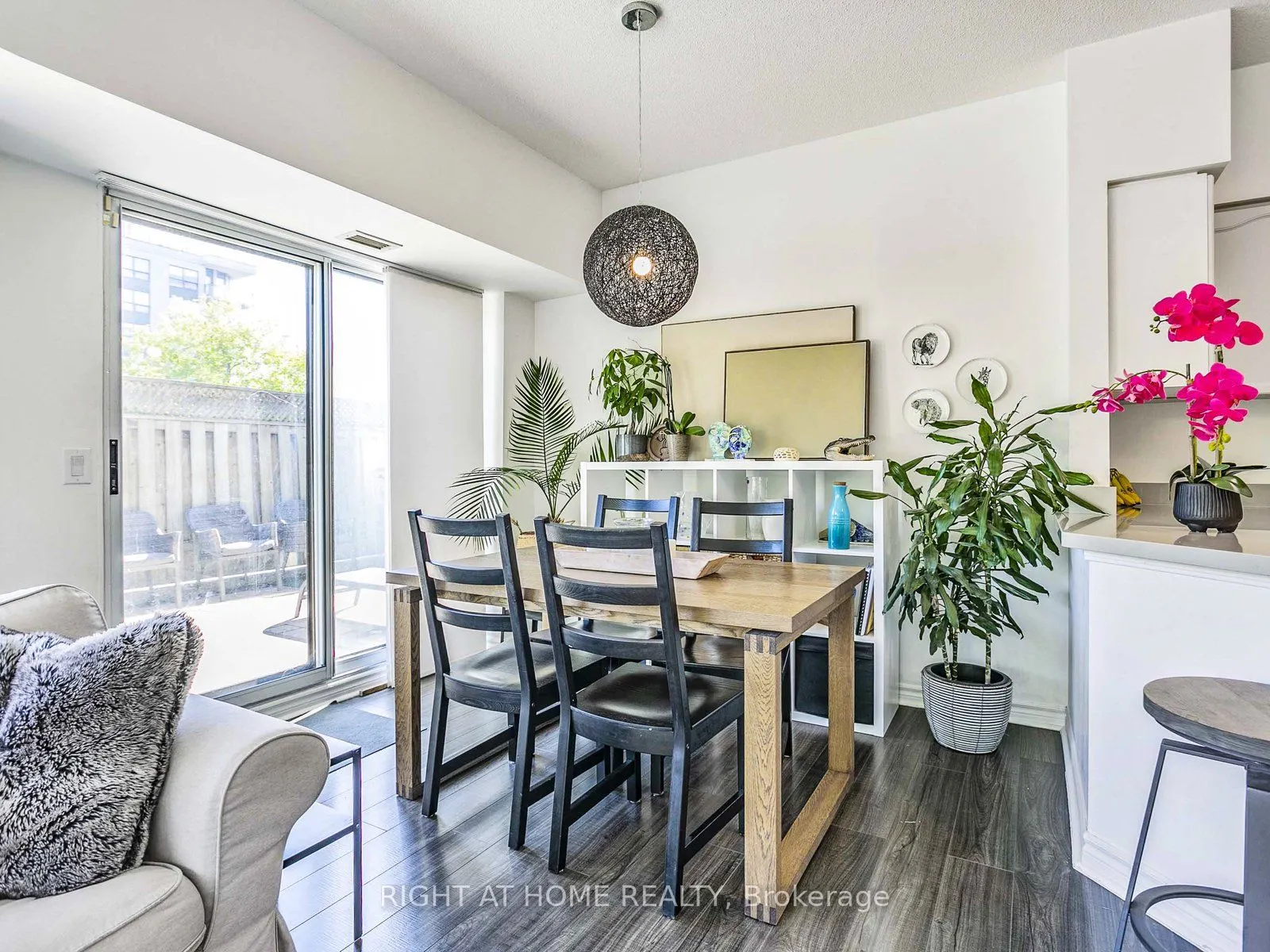 890 Sheppard Avenue W, #103