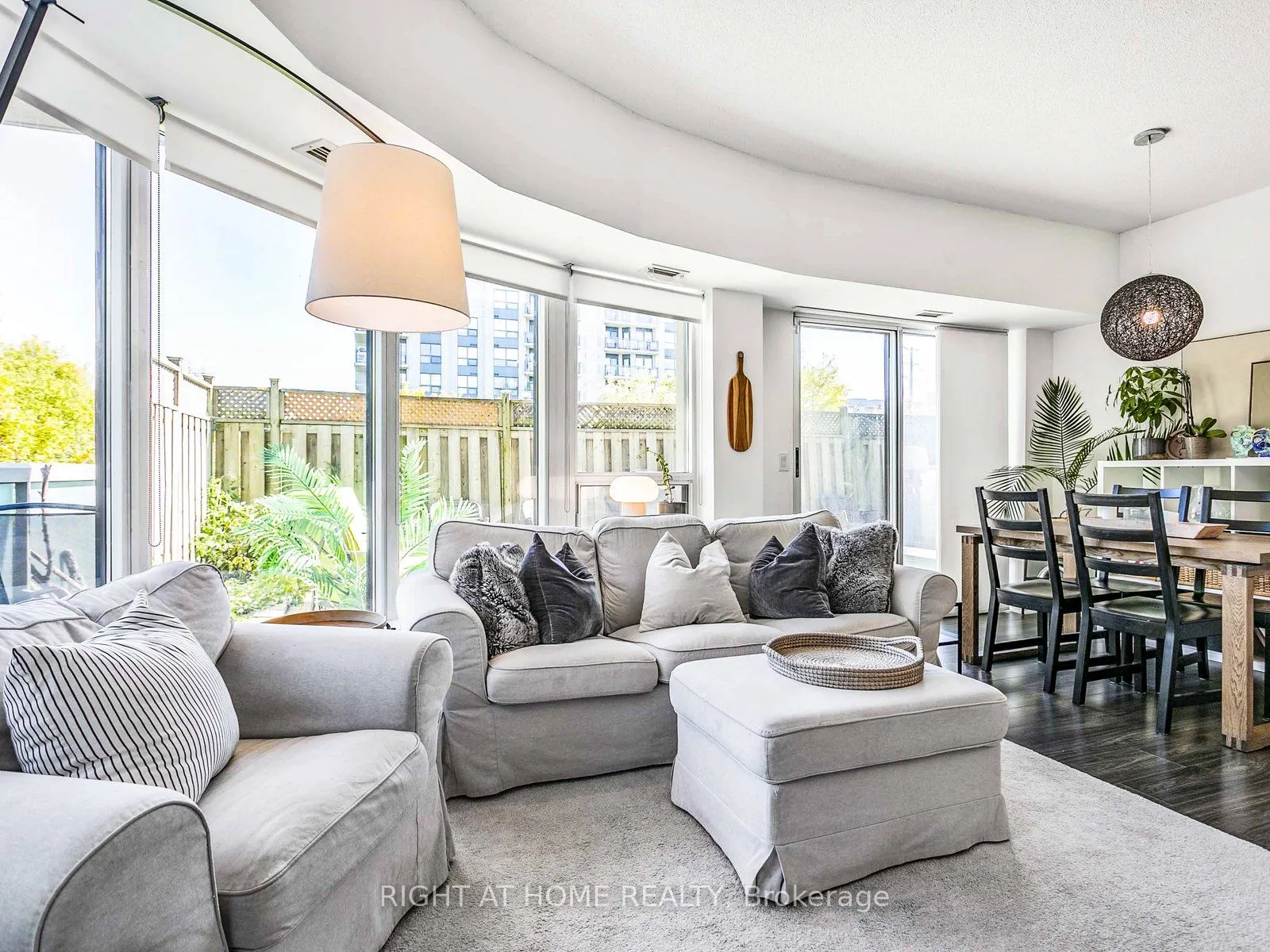 890 Sheppard Avenue W, #103
