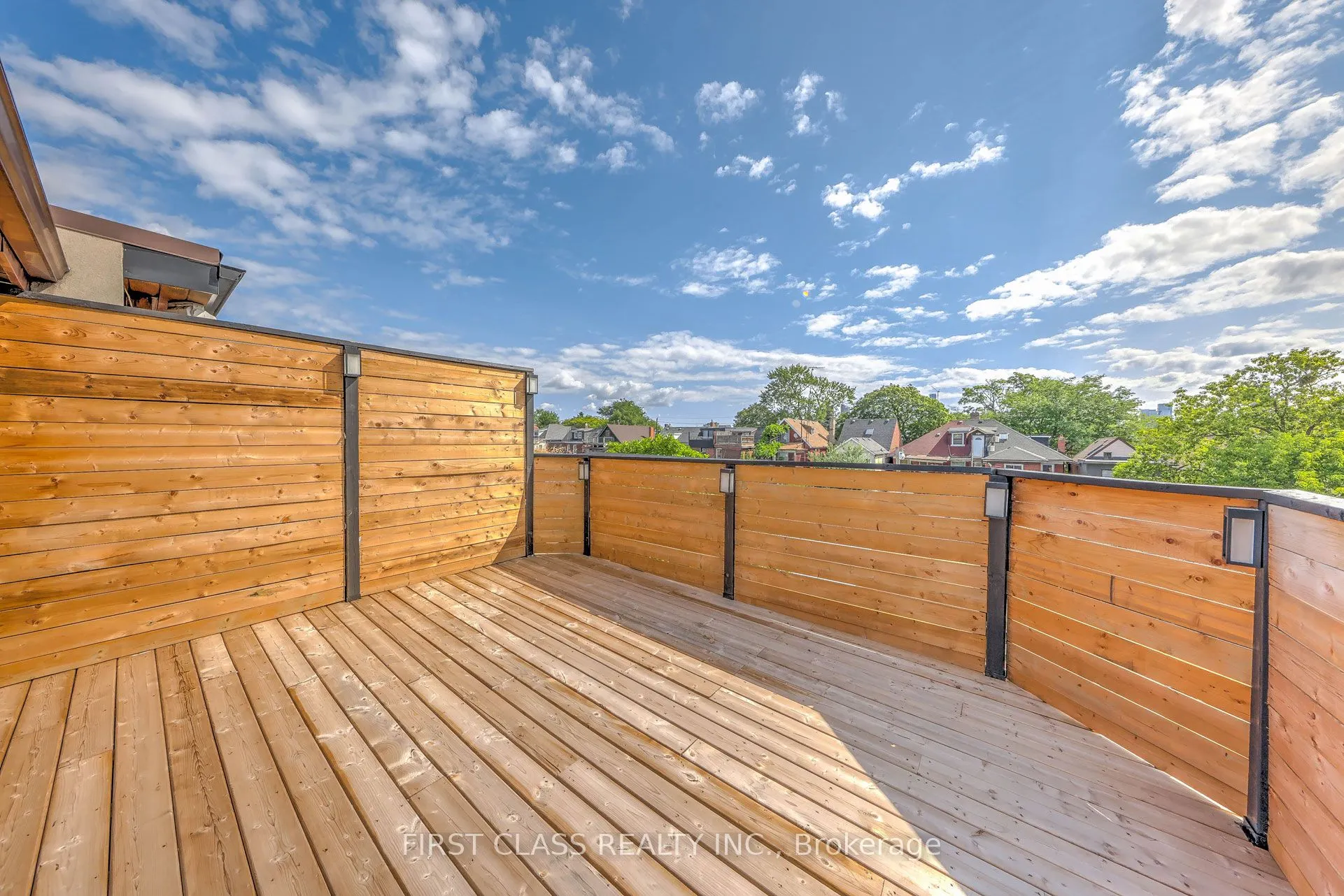 431 Roxton Road