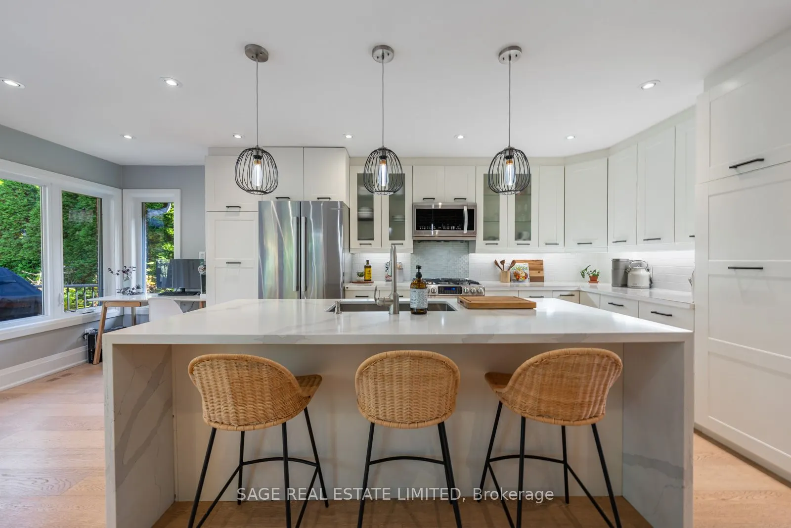 10 Lionel Heights Crescent