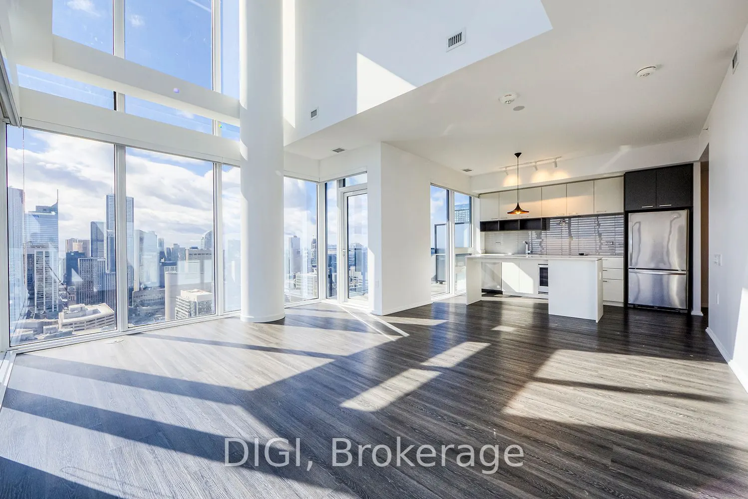 55 Gerrard Street W, #4305
